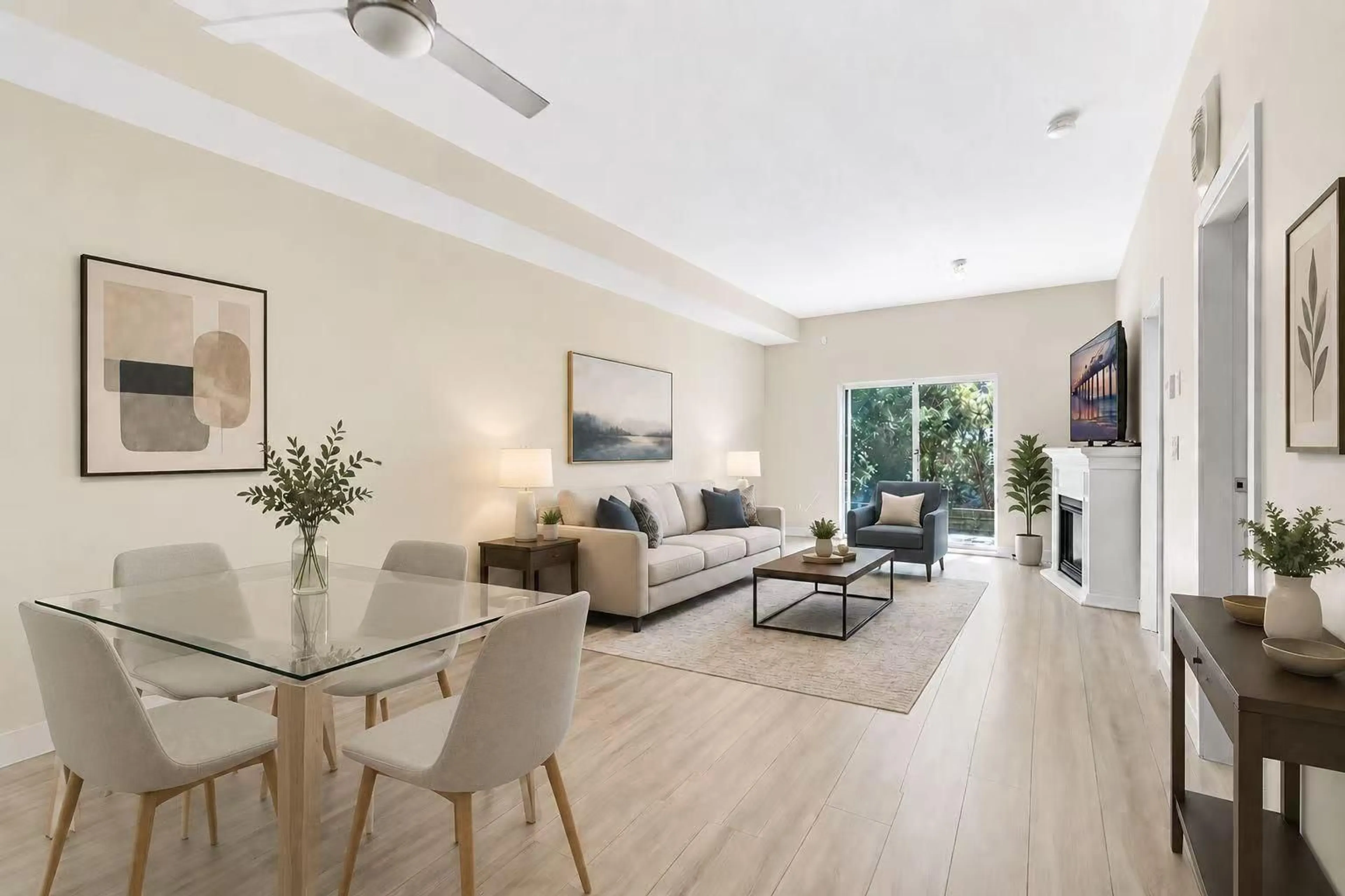 Living room with furniture, unknown for 108 - 10092 148 STREET, Surrey British Columbia V3R4G7