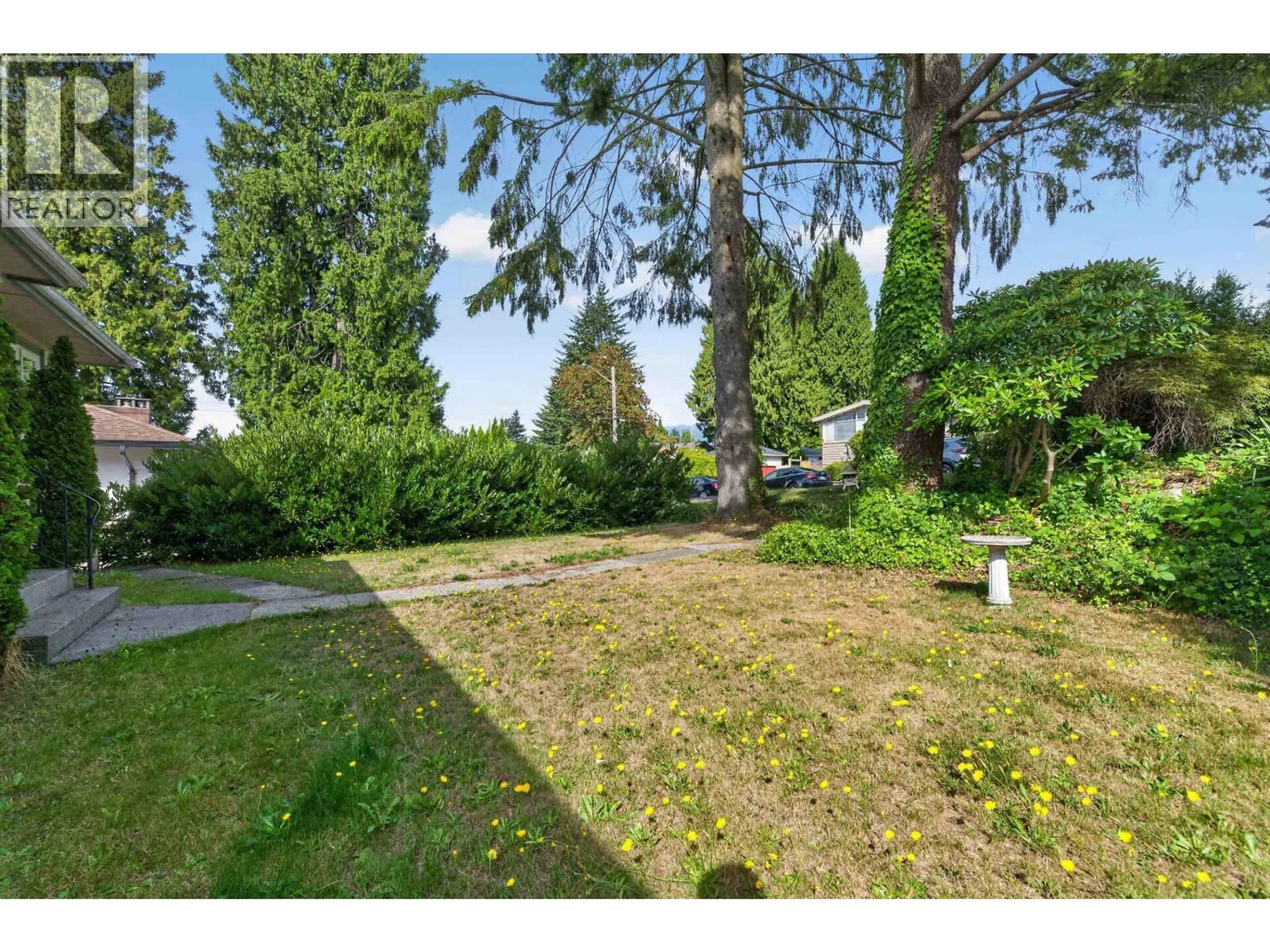 A pic from outside/outdoor area/front of a property/back of a property/a pic from drone, unknown for 341 24TH STREET, North Vancouver British Columbia V7M2C7