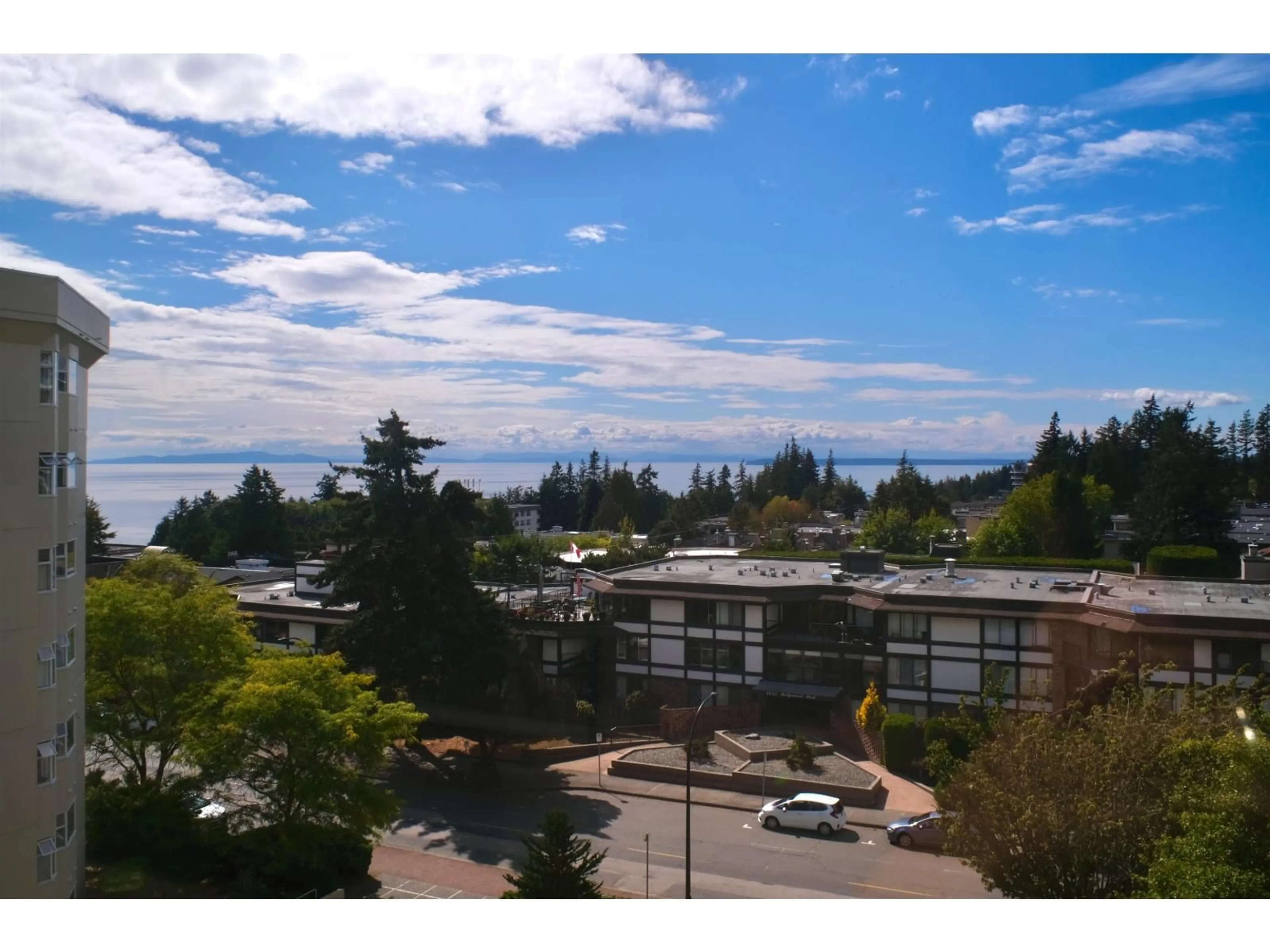 A pic from outside/outdoor area/front of a property/back of a property/a pic from drone, water/lake/river/ocean view for 603 - 1442 FOSTER STREET, White Rock British Columbia V4B3X7