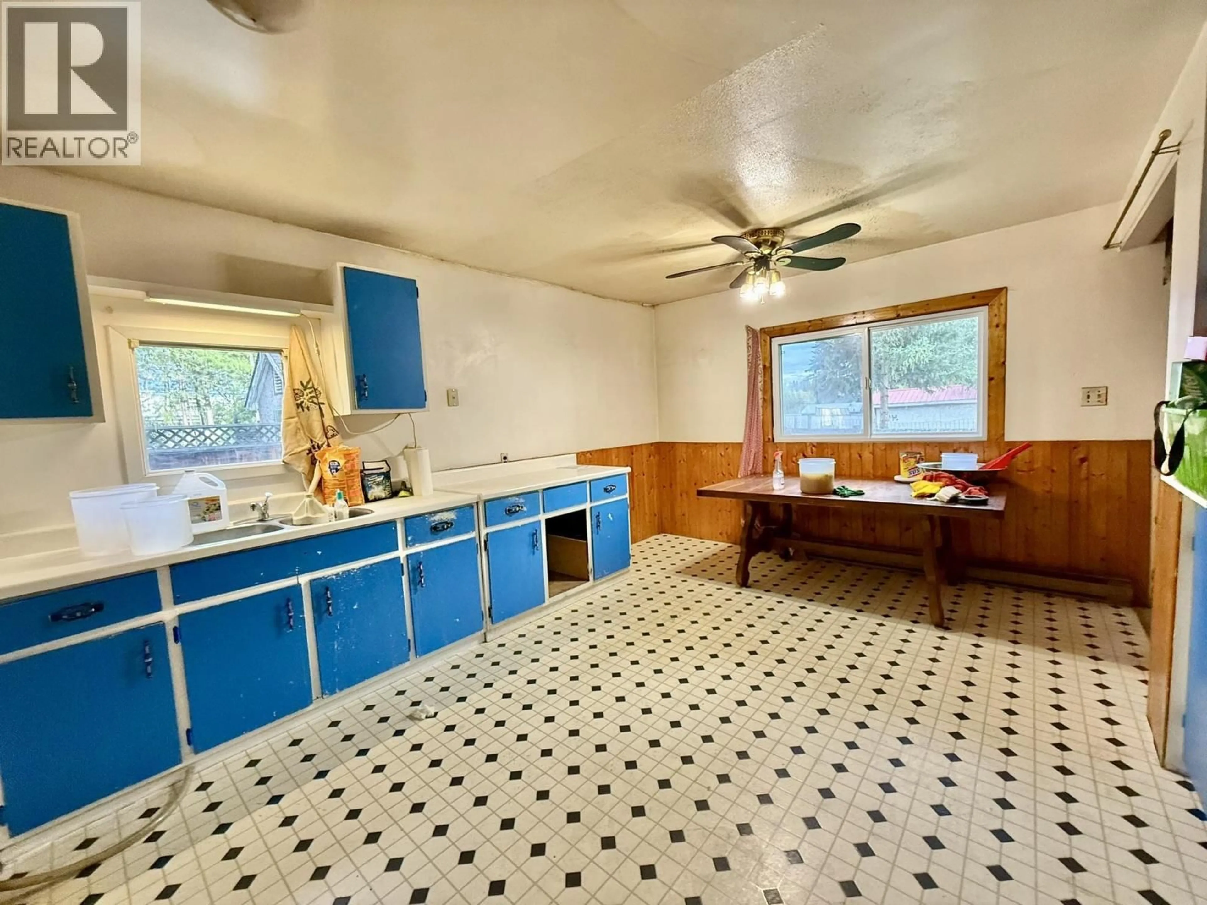 Standard kitchen, ceramic/tile floor for 356 BAKER DRIVE, Quesnel British Columbia V2J1T9