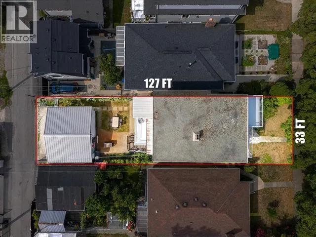 2206 8TH AVENUE, Vancouver 3