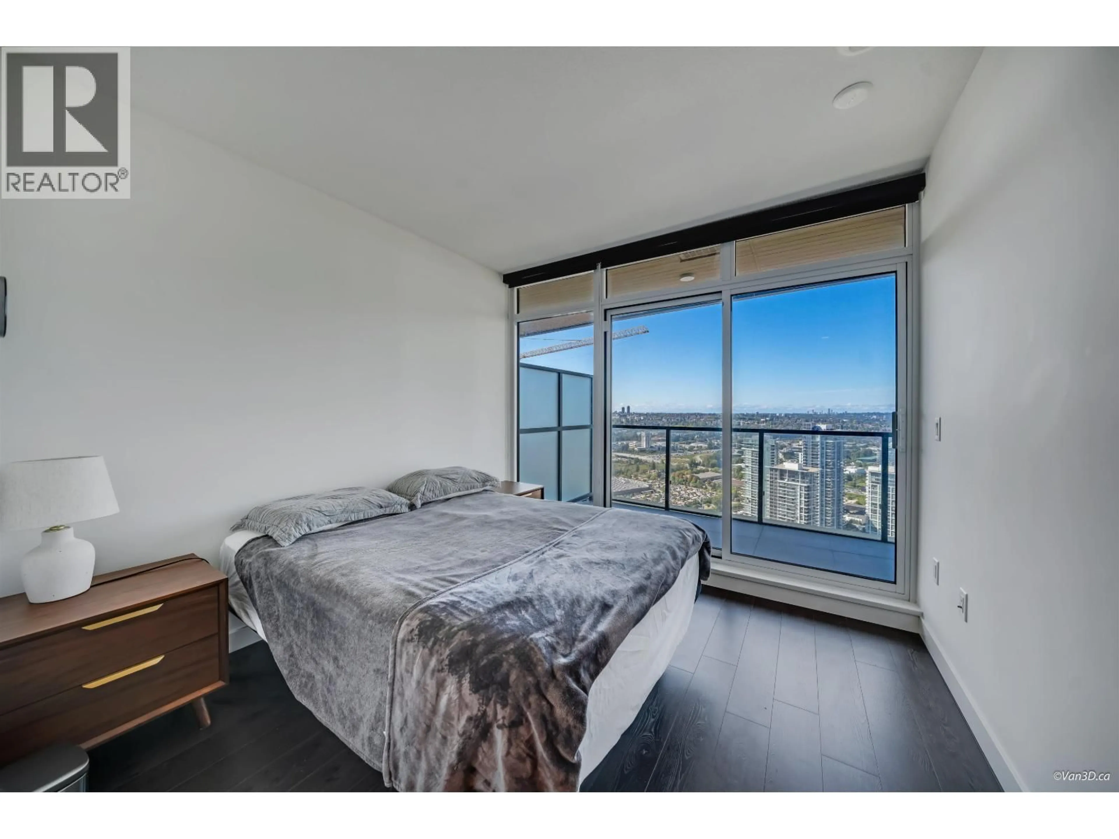Bedroom with bed, unknown for 4003 - 4890 LOUGHEED HIGHWAY, Burnaby British Columbia V5C0N2