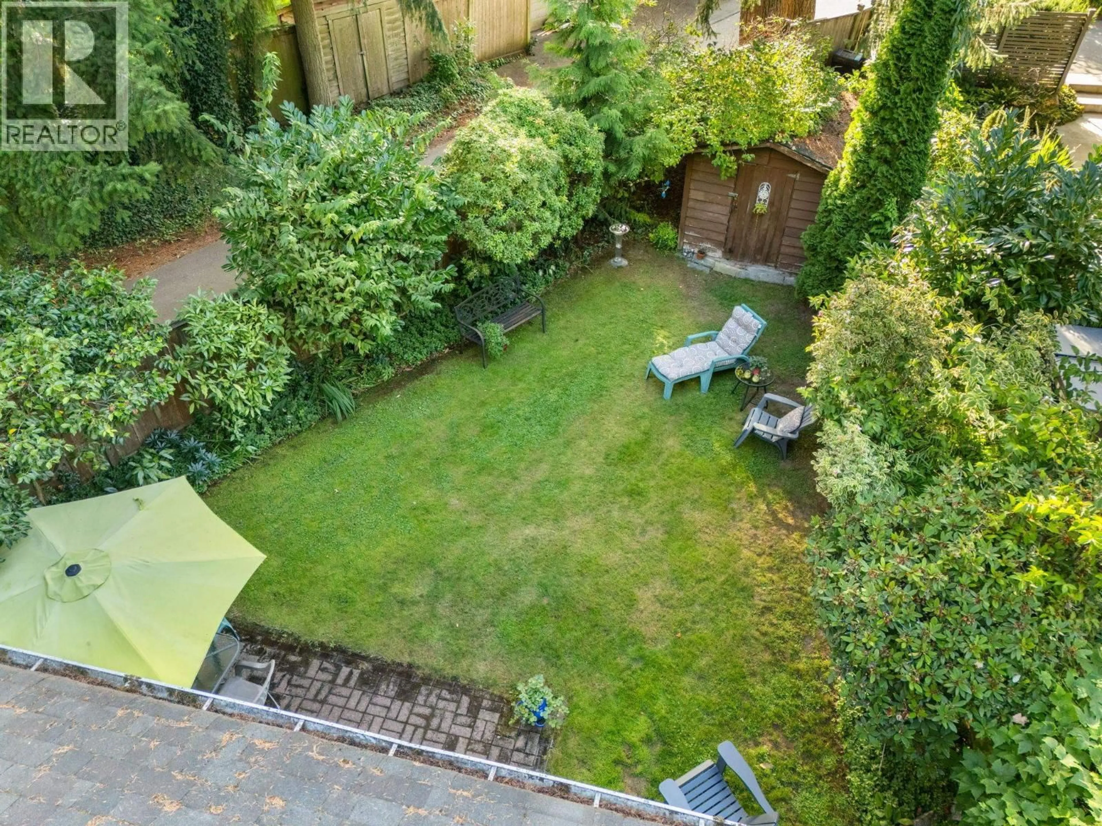 A pic from outside/outdoor area/front of a property/back of a property/a pic from drone, street for 2011 BRIDGMAN AVENUE, North Vancouver British Columbia V7P2T7