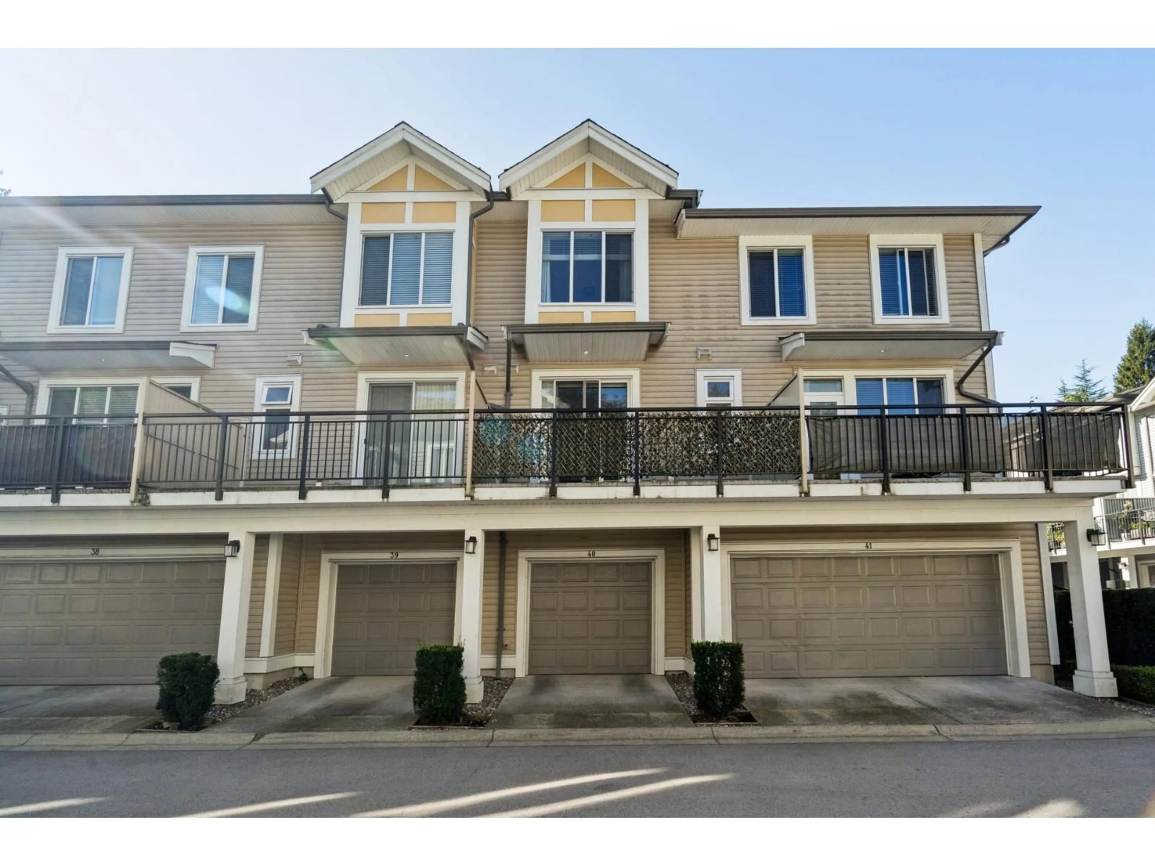 Unknown for 40 - 9718 161A STREET, Surrey British Columbia V4N6S7