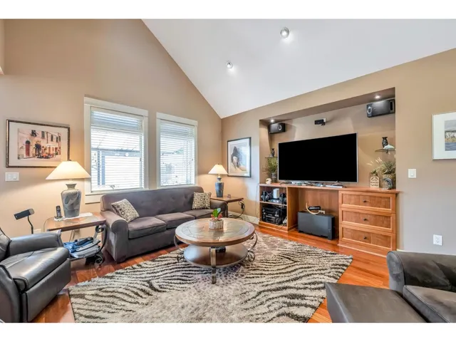 27110 35 AVENUE, Langley 5