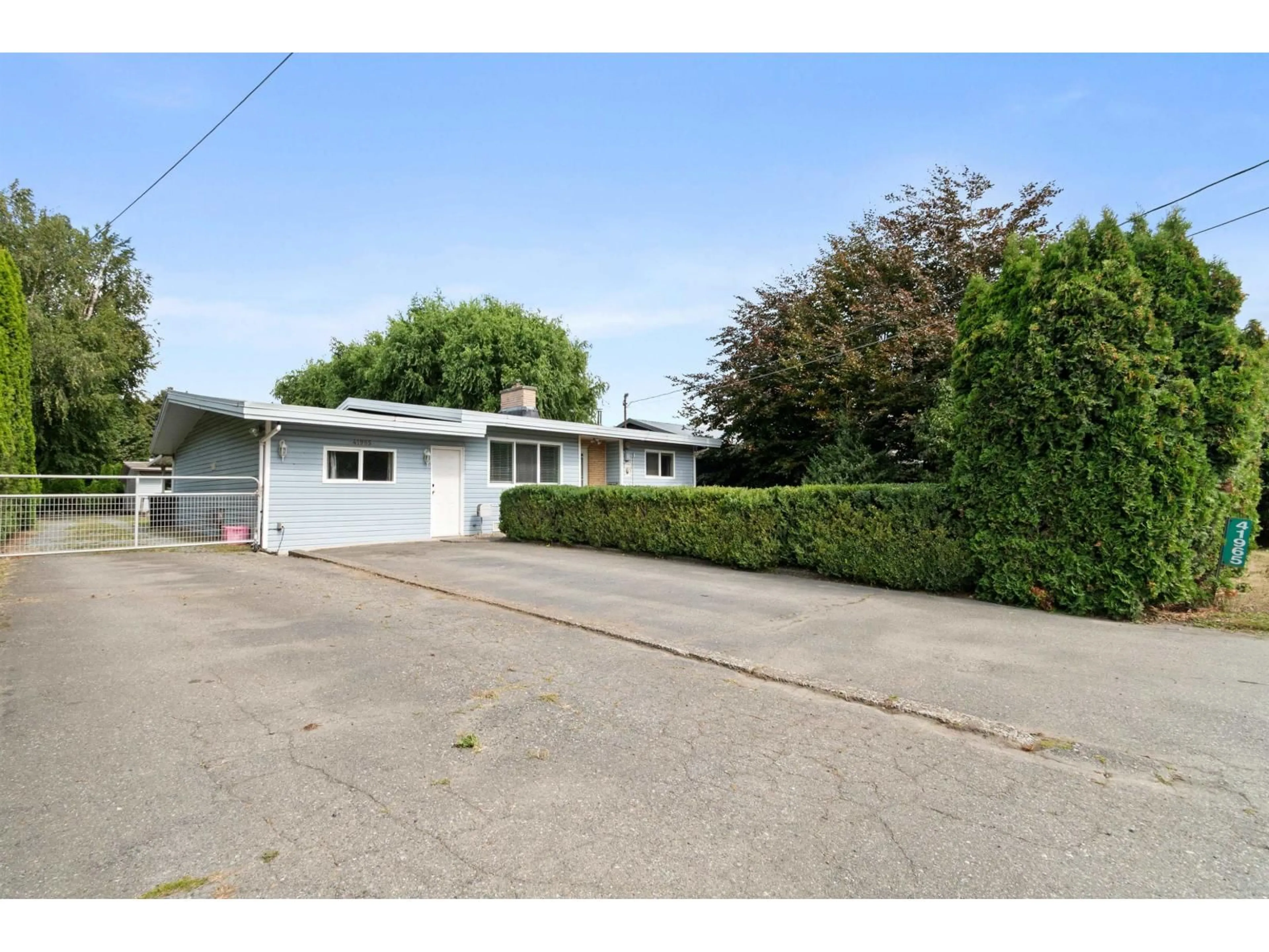 Unknown for 41965 YARROW CENTRAL ROAD, Yarrow British Columbia V2R5E7