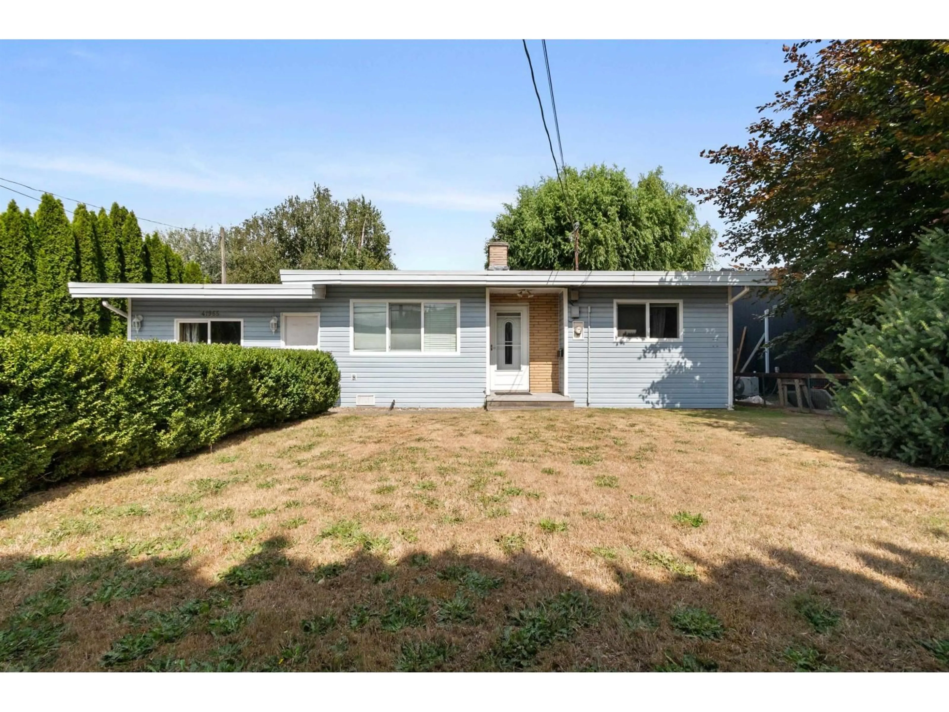 Home with vinyl exterior material, street for 41965 YARROW CENTRAL ROAD, Yarrow British Columbia V2R5E7