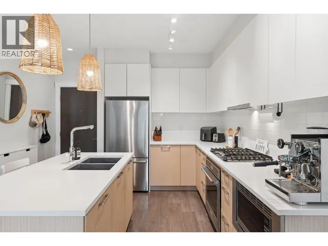 210 - 625 3RD STREET, North Vancouver 5