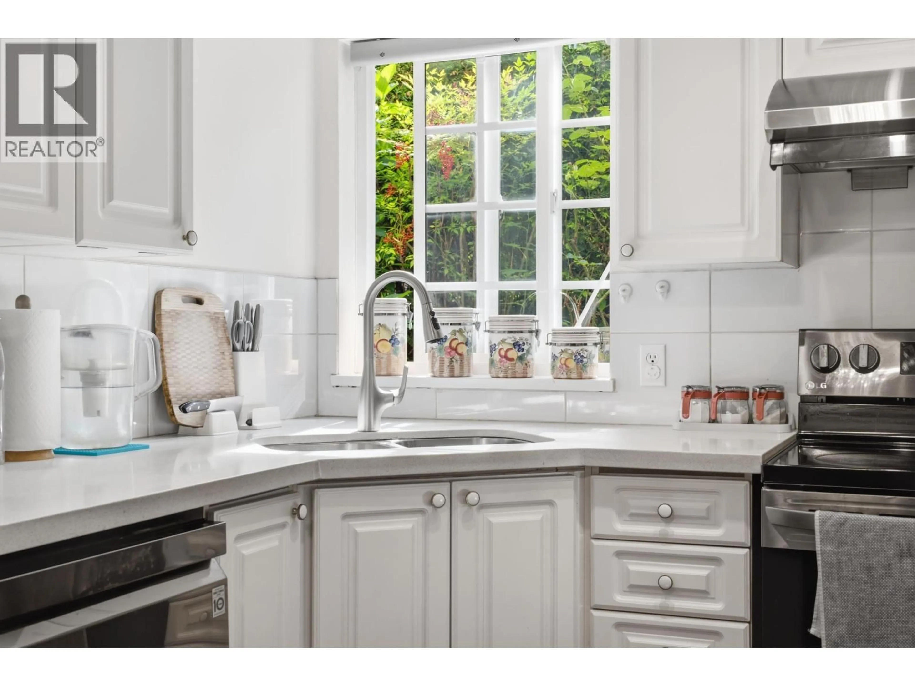 Standard kitchen, ceramic/tile floor for 107 - 5788 VINE STREET, Vancouver British Columbia V6M4L8