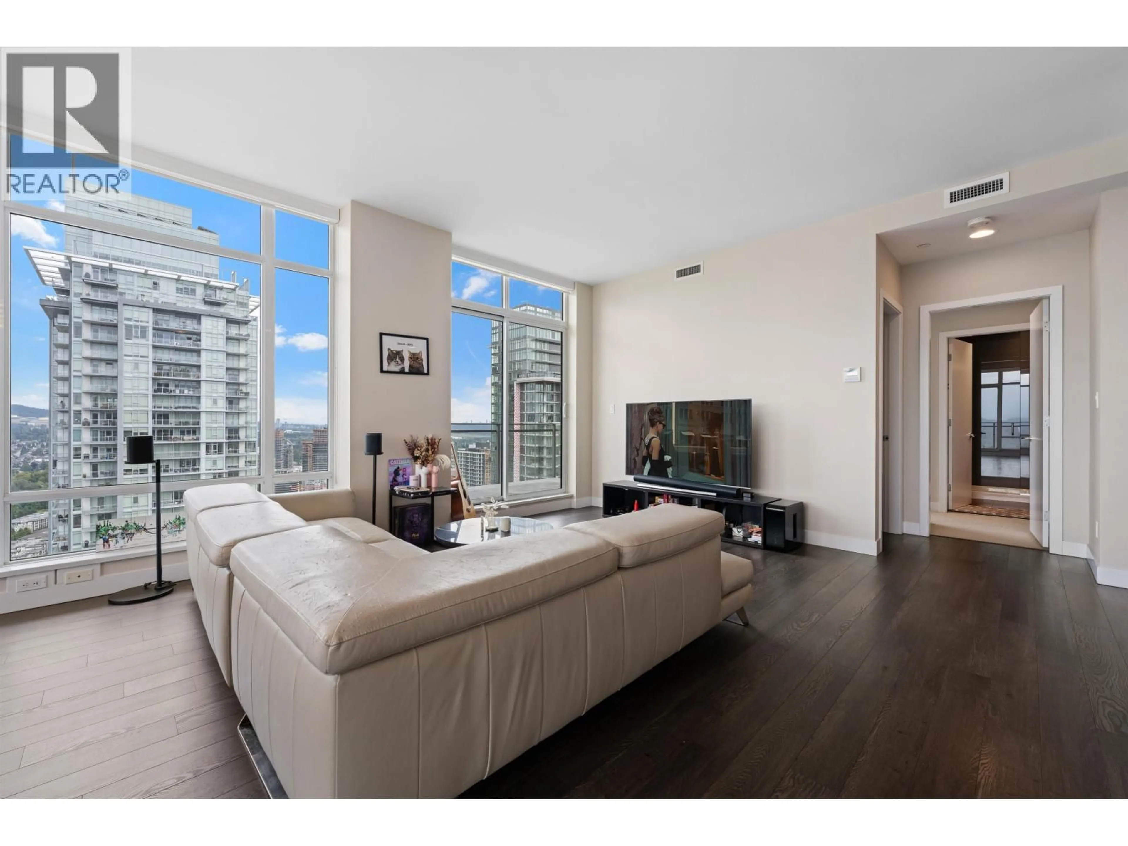 Living room with furniture, unknown for 4502 - 2008 ROSSER AVENUE, Burnaby British Columbia V5C0H8