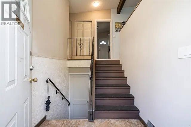 11900 BURNETT STREET, Maple Ridge 2