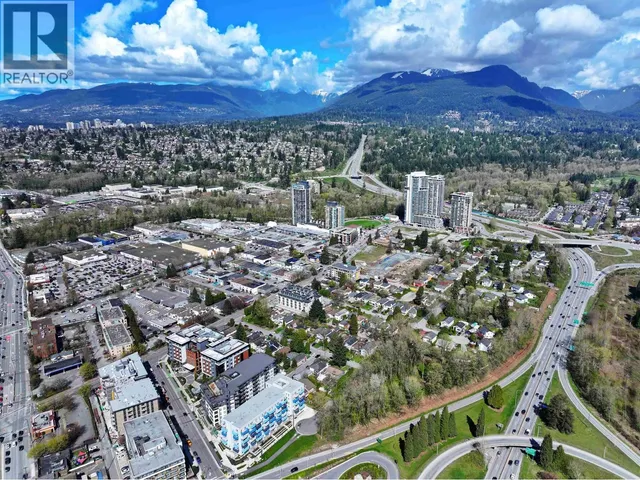 279 ORWELL STREET, North Vancouver 3