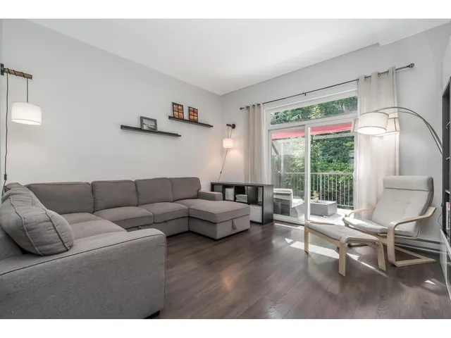 2 - 253 171 STREET, Surrey 3