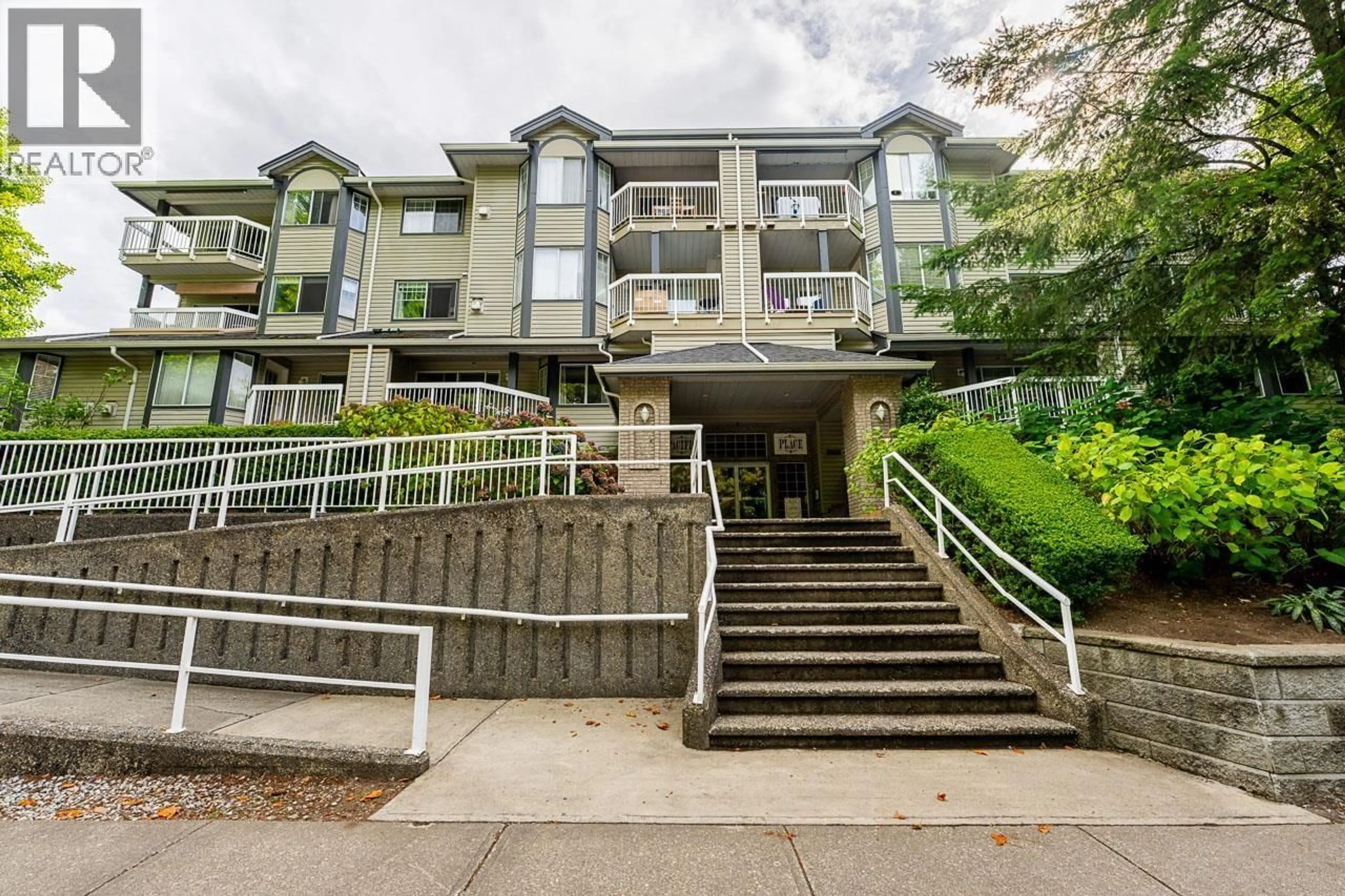 Patio, unknown for 207 - 1215 PACIFIC STREET, Coquitlam British Columbia V3B7M4