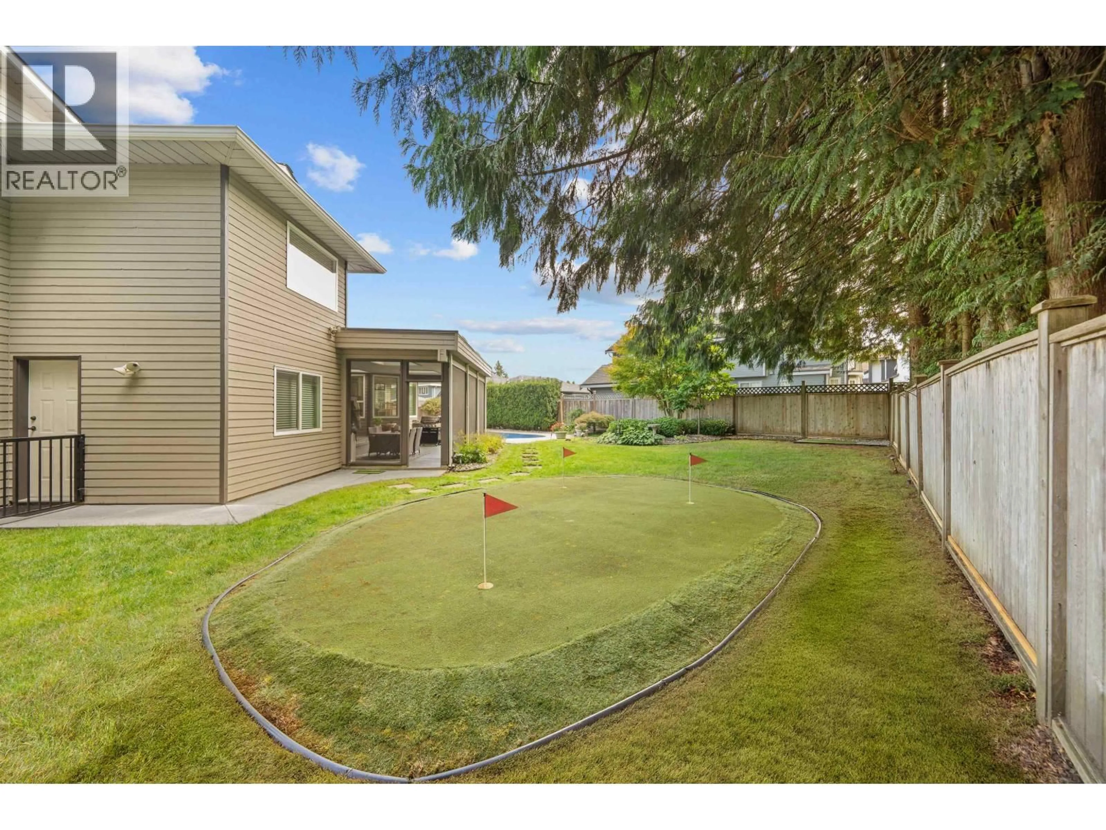 A pic from outside/outdoor area/front of a property/back of a property/a pic from drone, unknown for 20316 123B AVENUE, Maple Ridge British Columbia V2X0M9