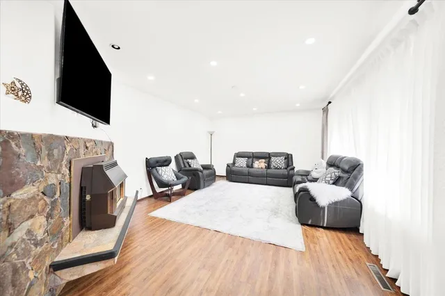 23179 16 AVENUE, Langley 5