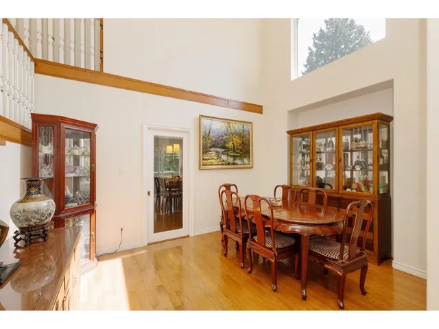 15898 99A AVENUE, Surrey 5