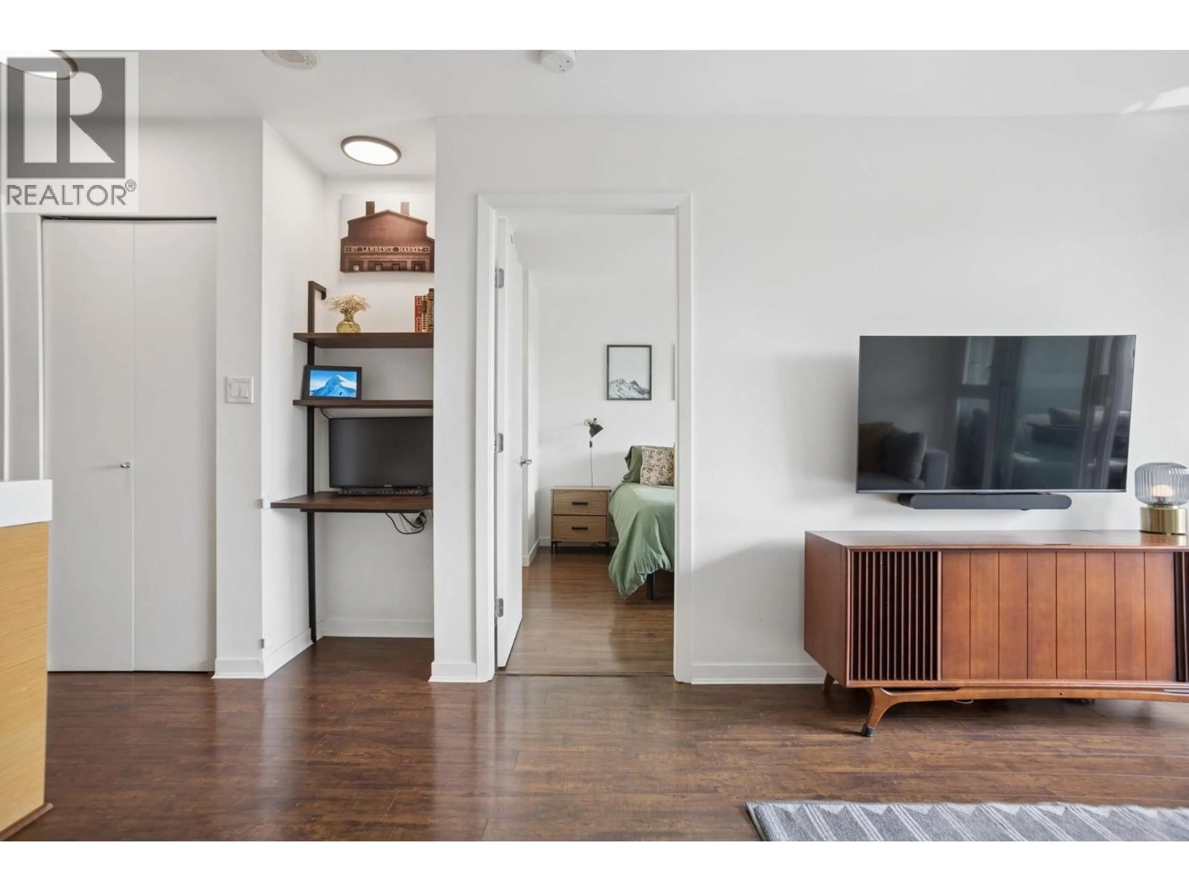 Unknown for 509 - 2770 SOPHIA STREET, Vancouver British Columbia V5T0A4