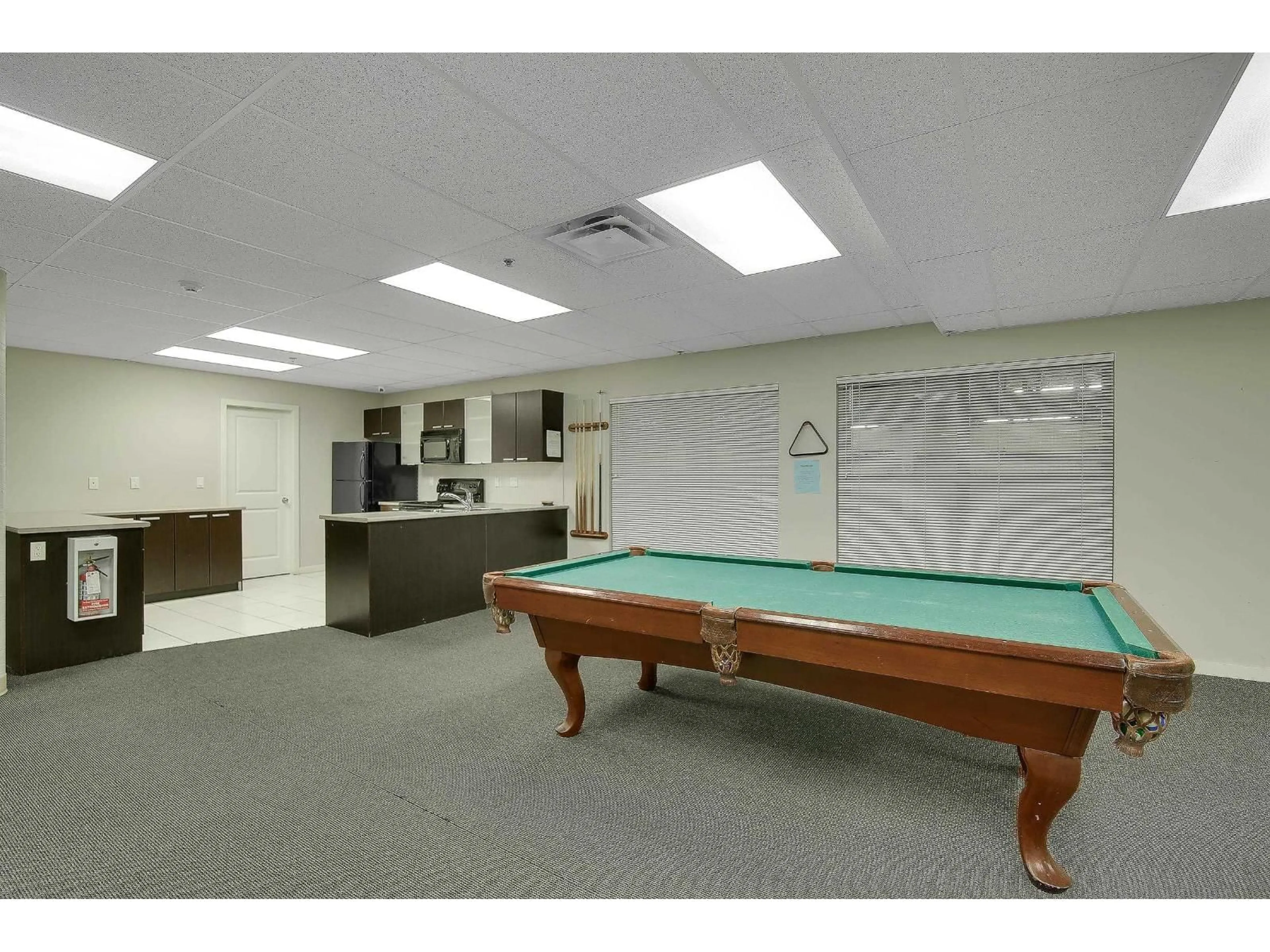 Unknown for 405 - 10499 UNIVERSITY DRIVE, Surrey British Columbia V3T0A4