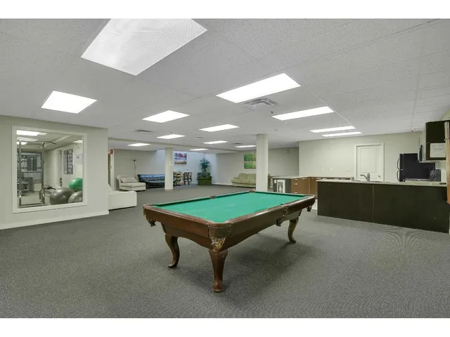 405 - 10499 UNIVERSITY DRIVE, Surrey 5