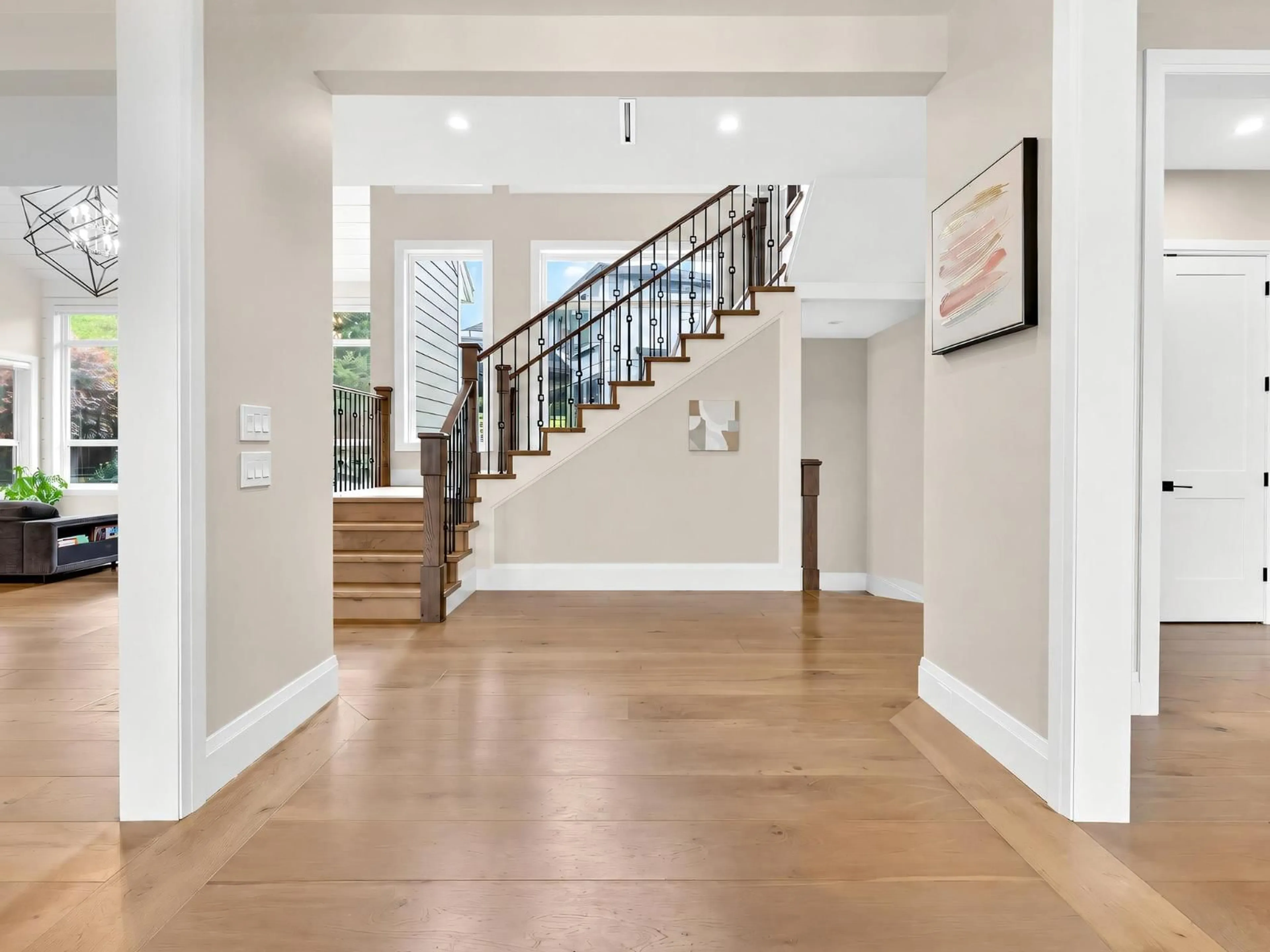 Indoor entryway for 16468 29A AVENUE, Surrey British Columbia V3Z0X9