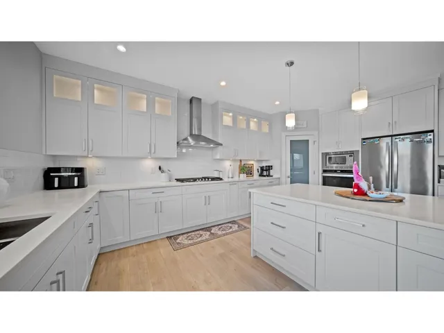 14551 61 AVENUE, Surrey 4