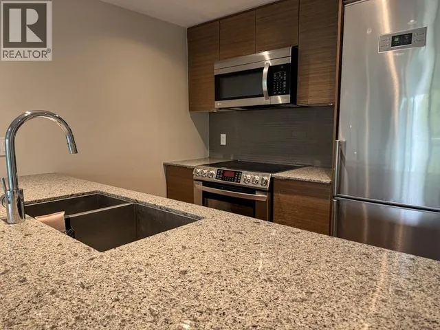 321 - 135 17TH STREET, North Vancouver 5