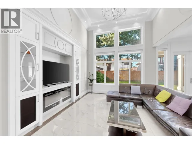 6220 YEATS CRESCENT, Richmond 2