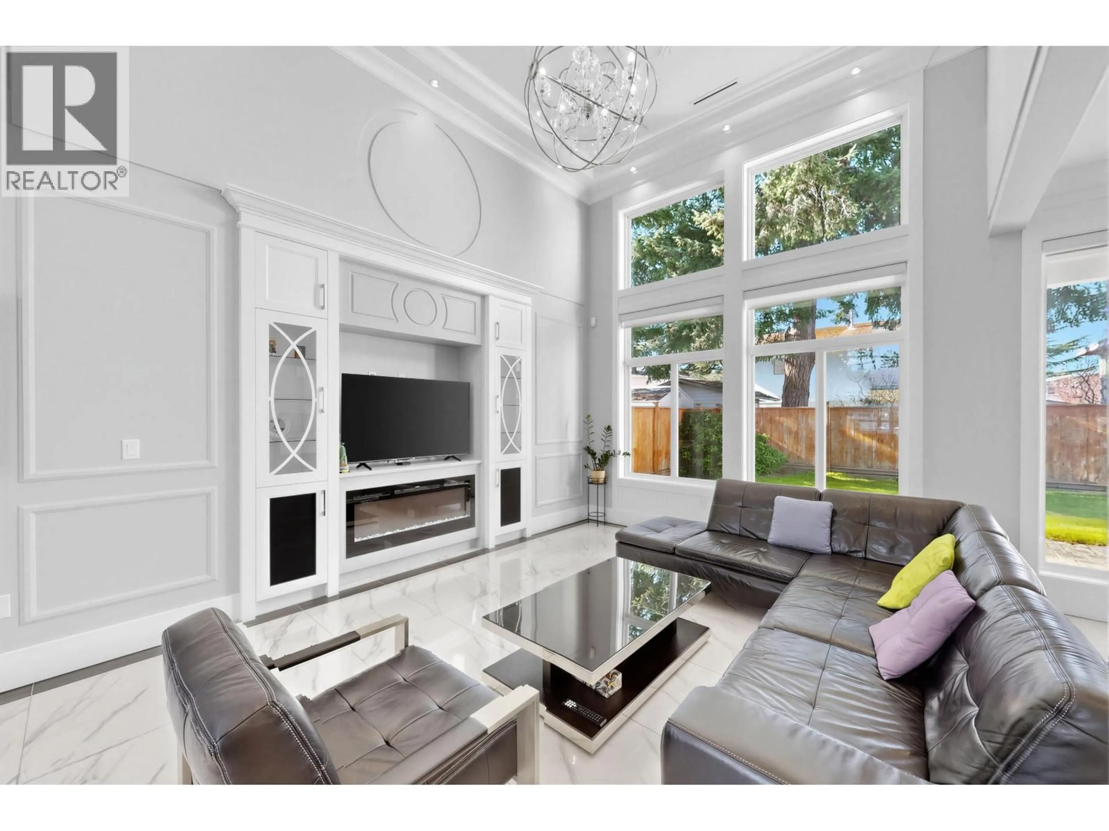 Living room with furniture, ceramic/tile floor for 6220 YEATS CRESCENT, Richmond British Columbia V7E4C9