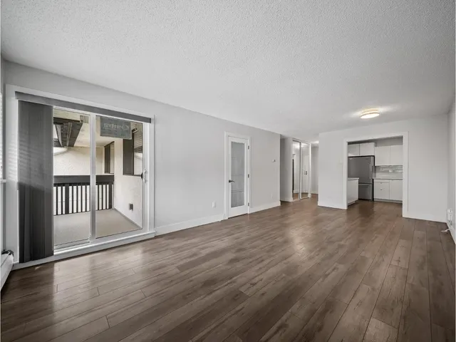 318 - 1561 VIDAL STREET, White Rock 5