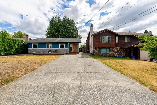 26550 28B AVENUE, Langley 2