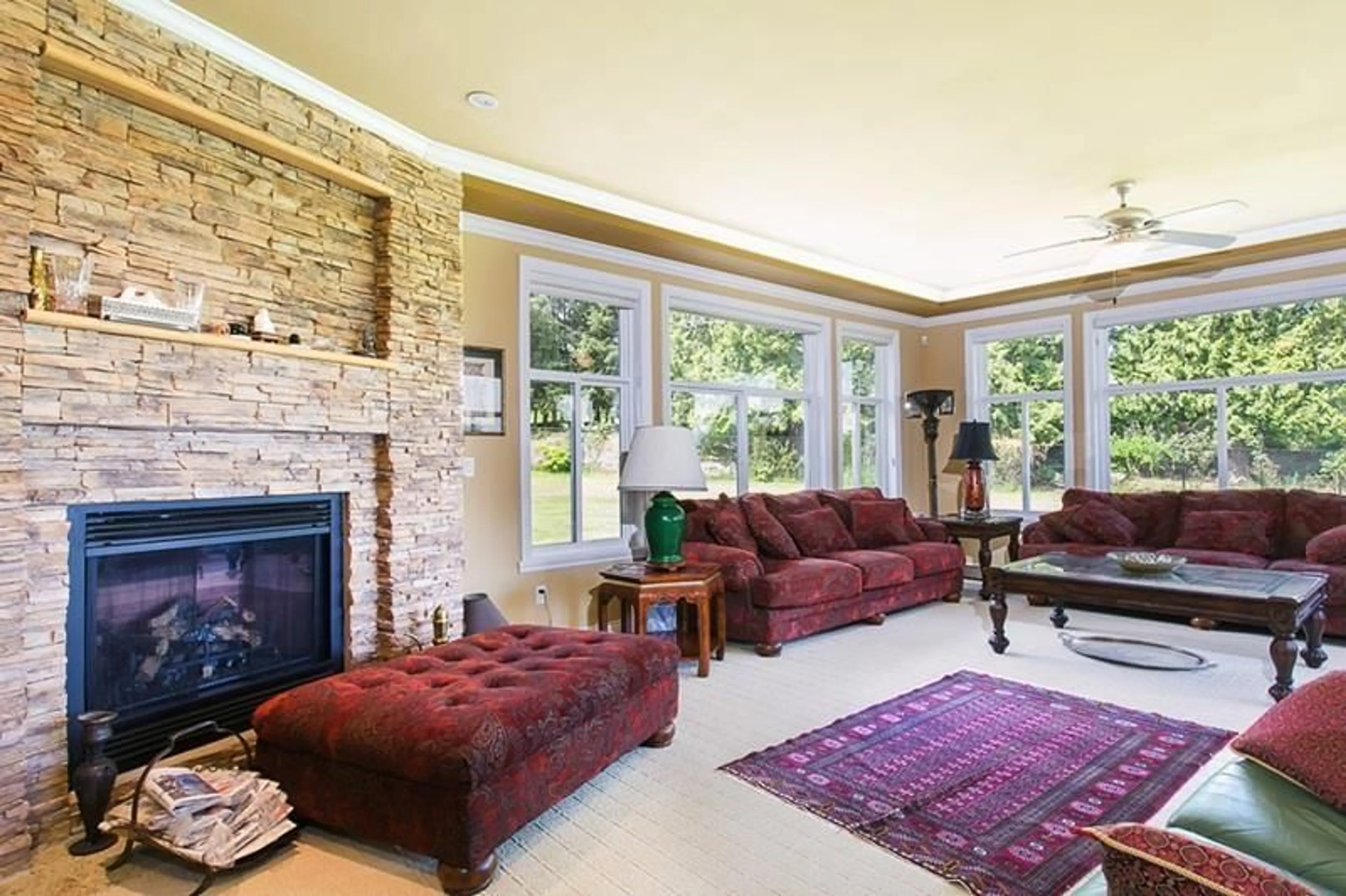 Living room with furniture, unknown for 2909 176 STREET, Surrey British Columbia V3Z9V4