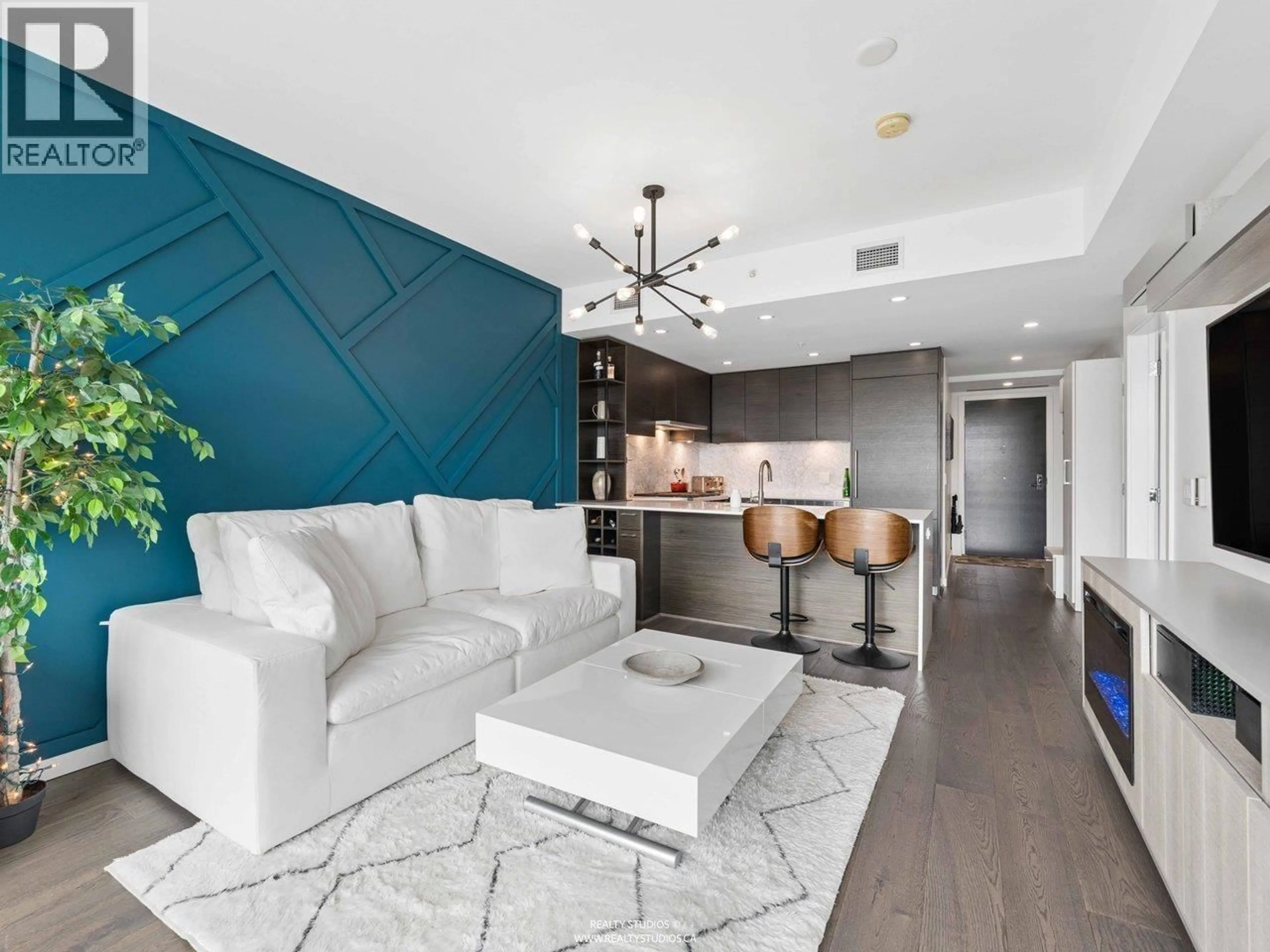 Living room with furniture, unknown for 304 - 1819 5TH AVENUE, Vancouver British Columbia V6J1P5