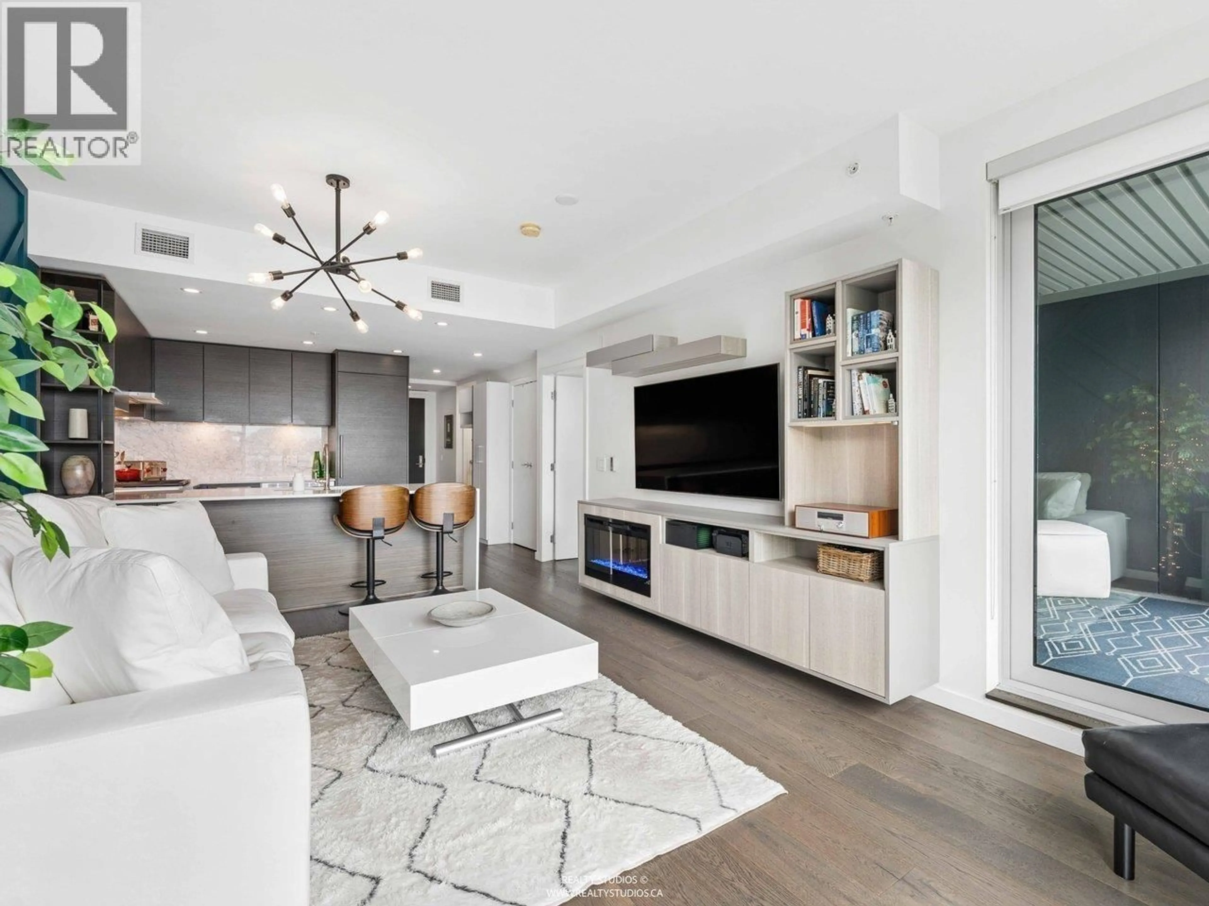 Living room with furniture, unknown for 304 - 1819 5TH AVENUE, Vancouver British Columbia V6J1P5
