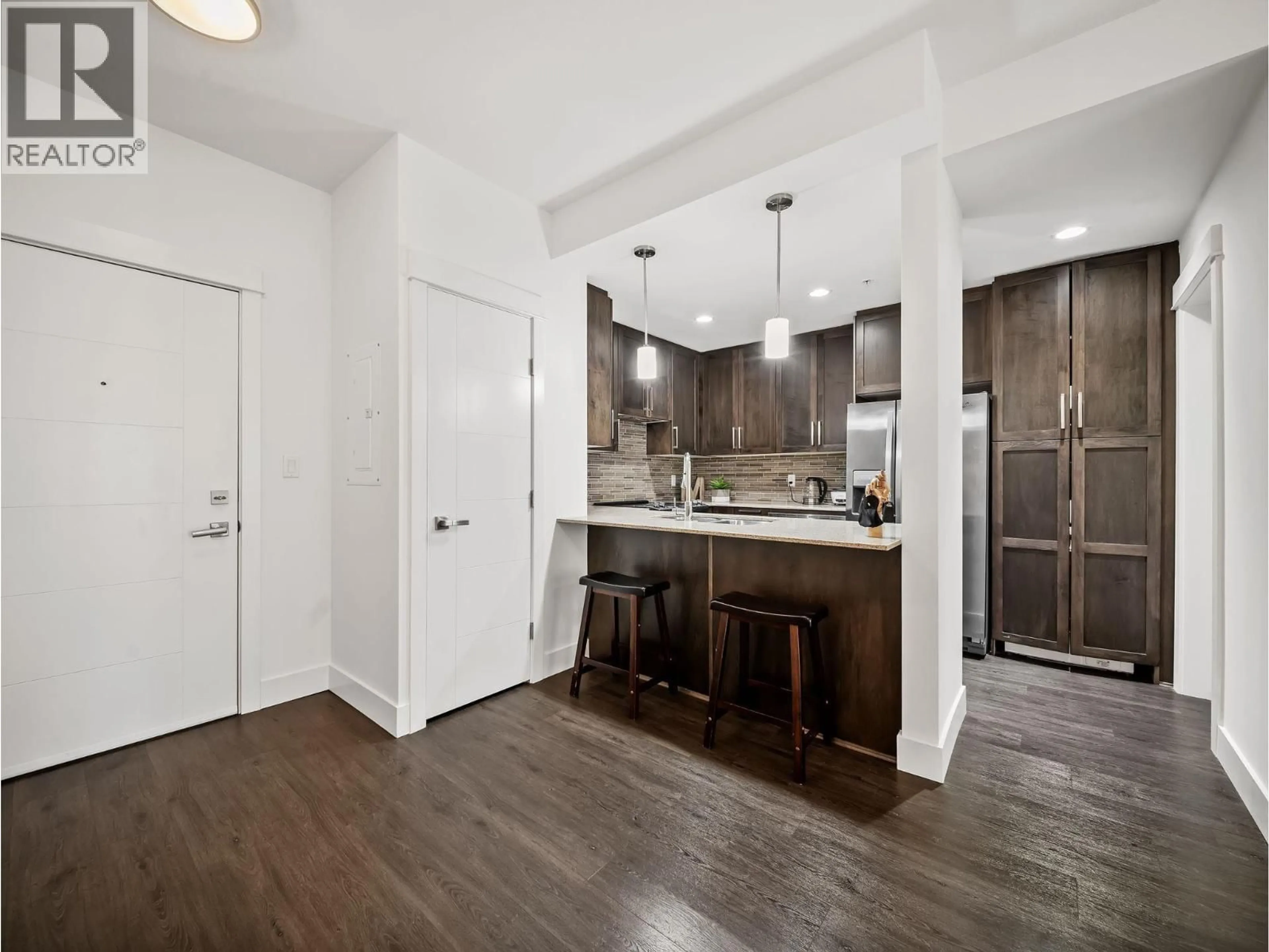 Open concept kitchen, unknown for 305 - 2465 WILSON AVENUE, Port Coquitlam British Columbia V3C0E6