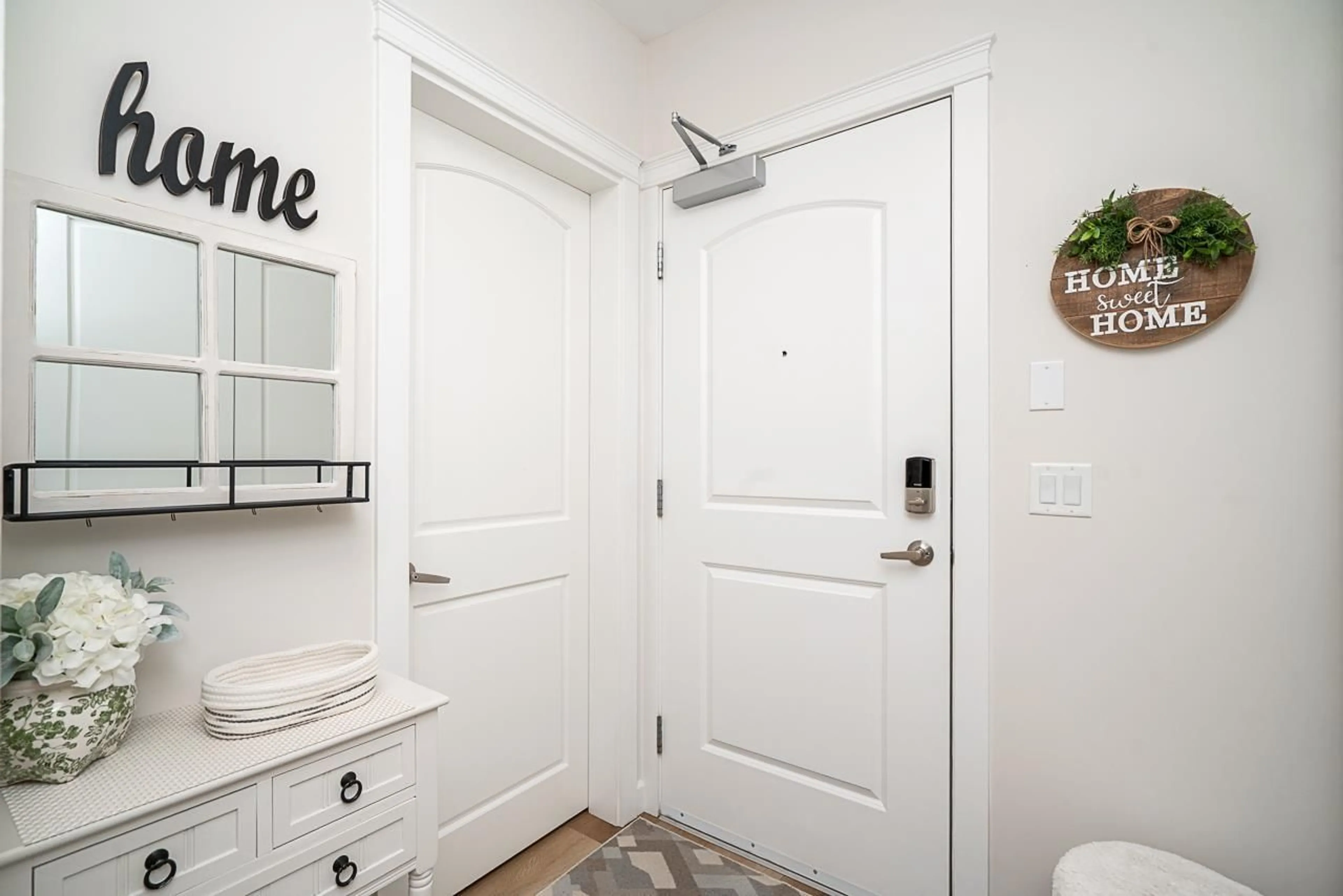 Indoor entryway for 311 - 8157 207 STREET, Langley British Columbia V2Y0V4