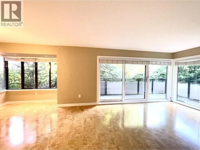 404 - 1405 15TH AVENUE, Vancouver 5