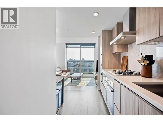 1501 - 1768 COOK STREET, Vancouver 4