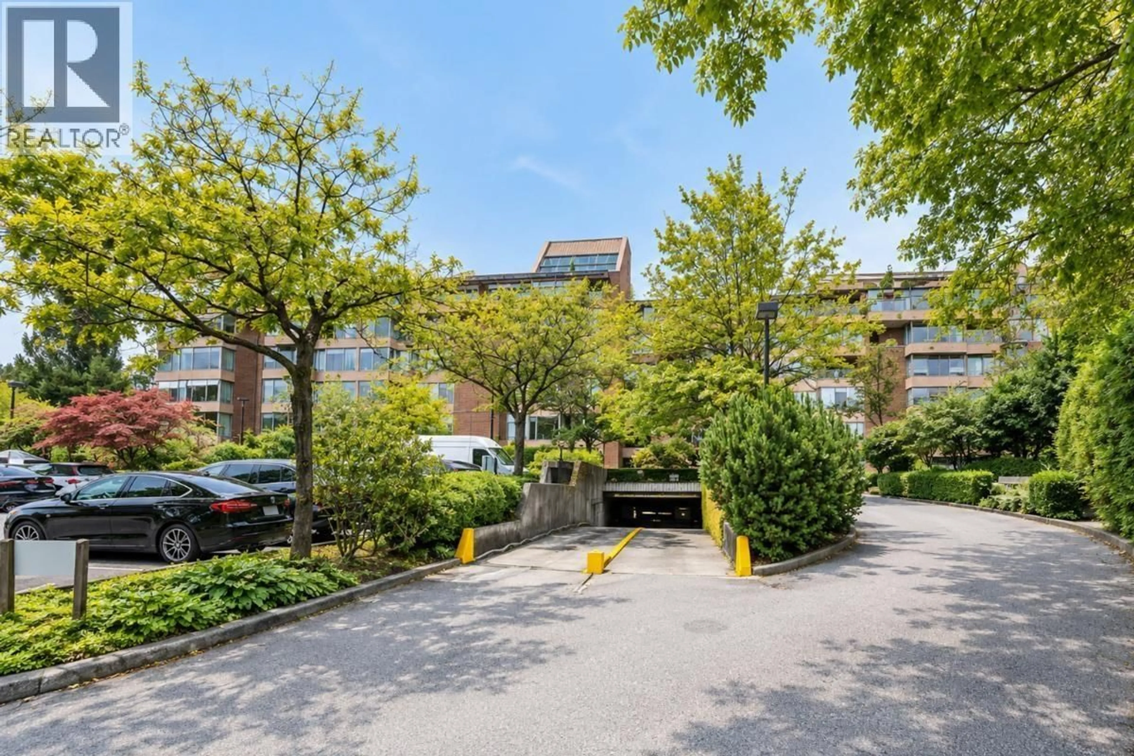 Unknown for 513 - 2101 MCMULLEN AVENUE, Vancouver British Columbia V6L3B4