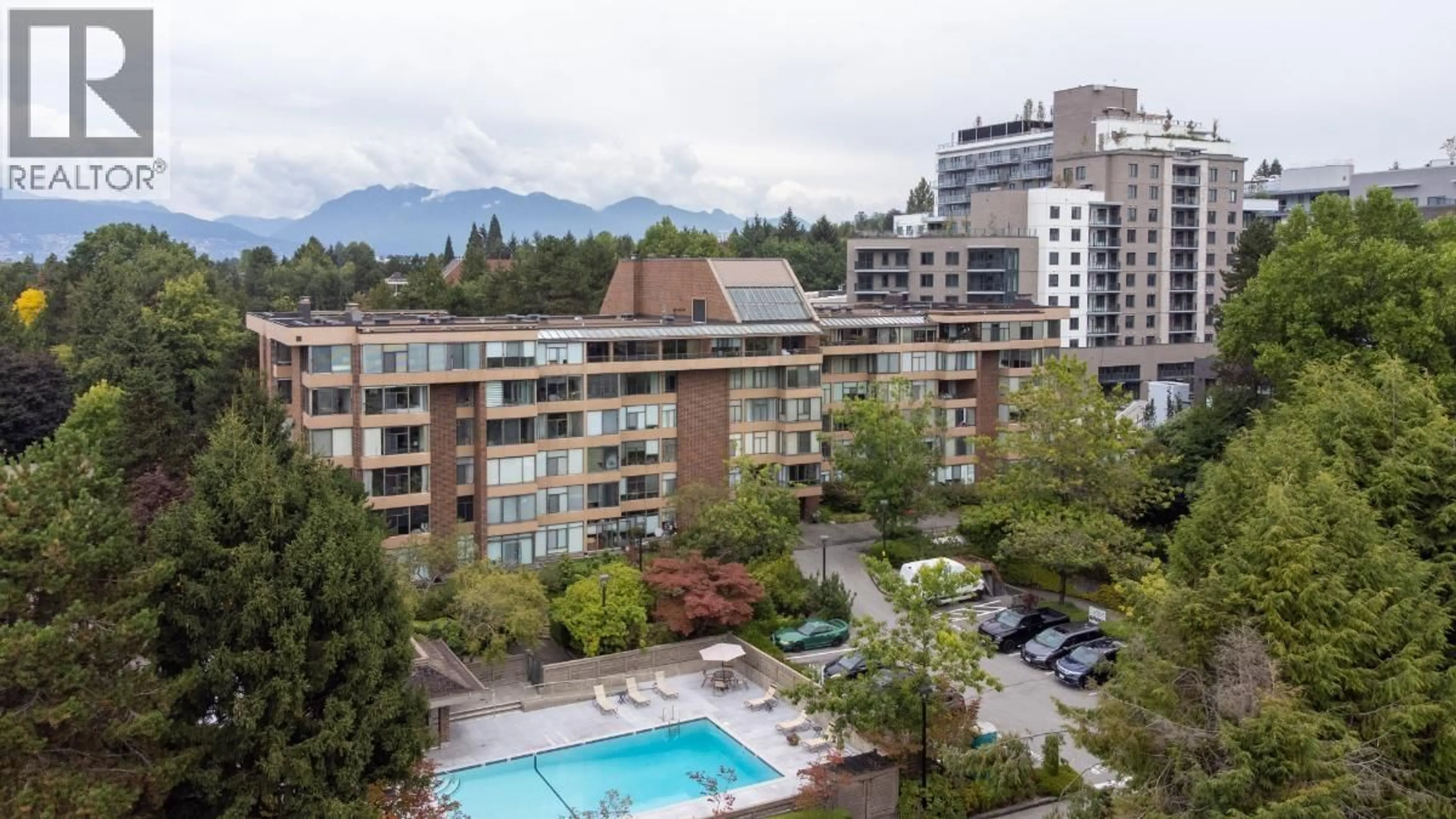 Pool for 513 - 2101 MCMULLEN AVENUE, Vancouver British Columbia V6L3B4