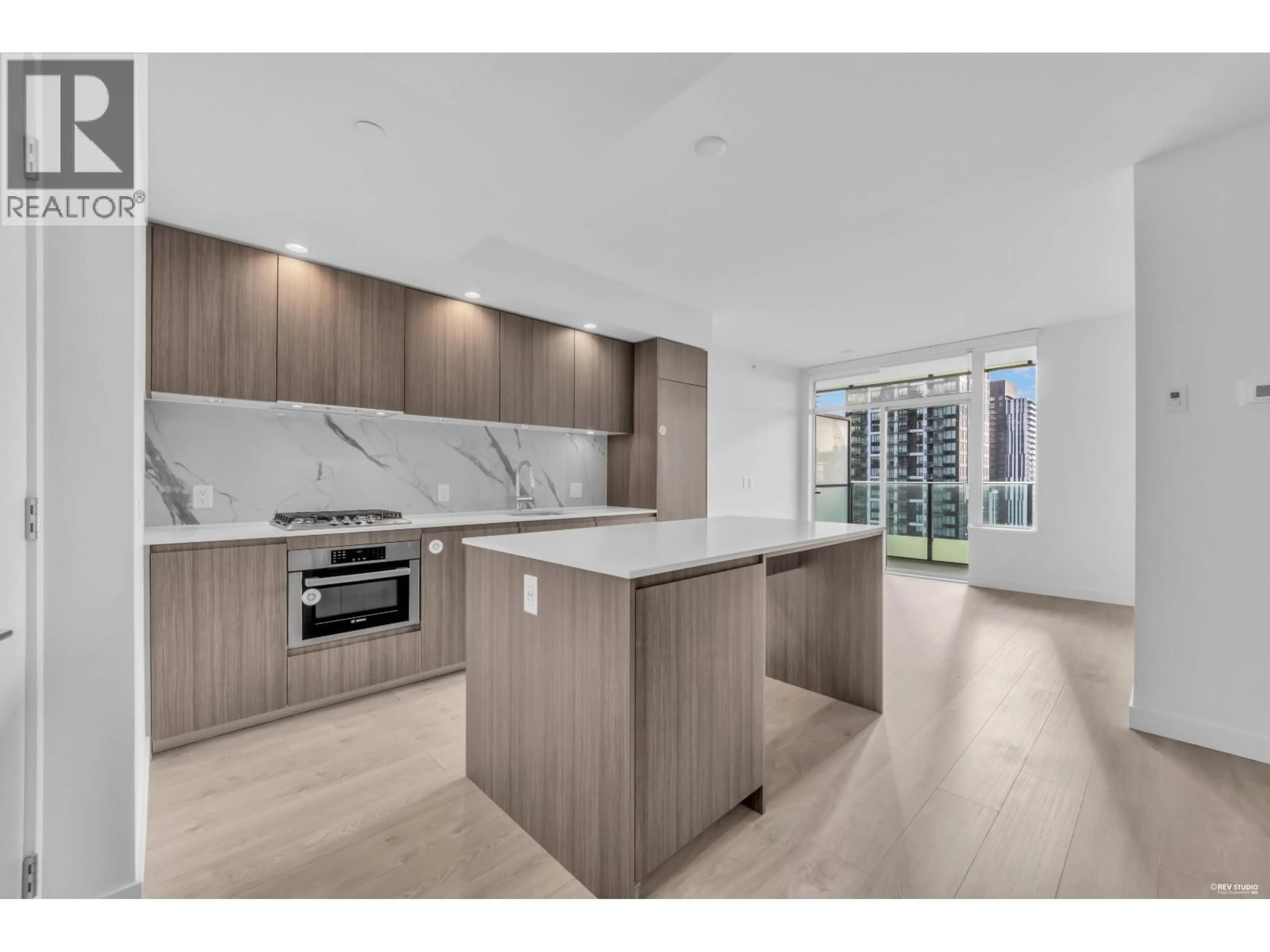 Open concept kitchen, unknown for 1803 - 6463 SILVER AVENUE, Burnaby British Columbia V5H0K4