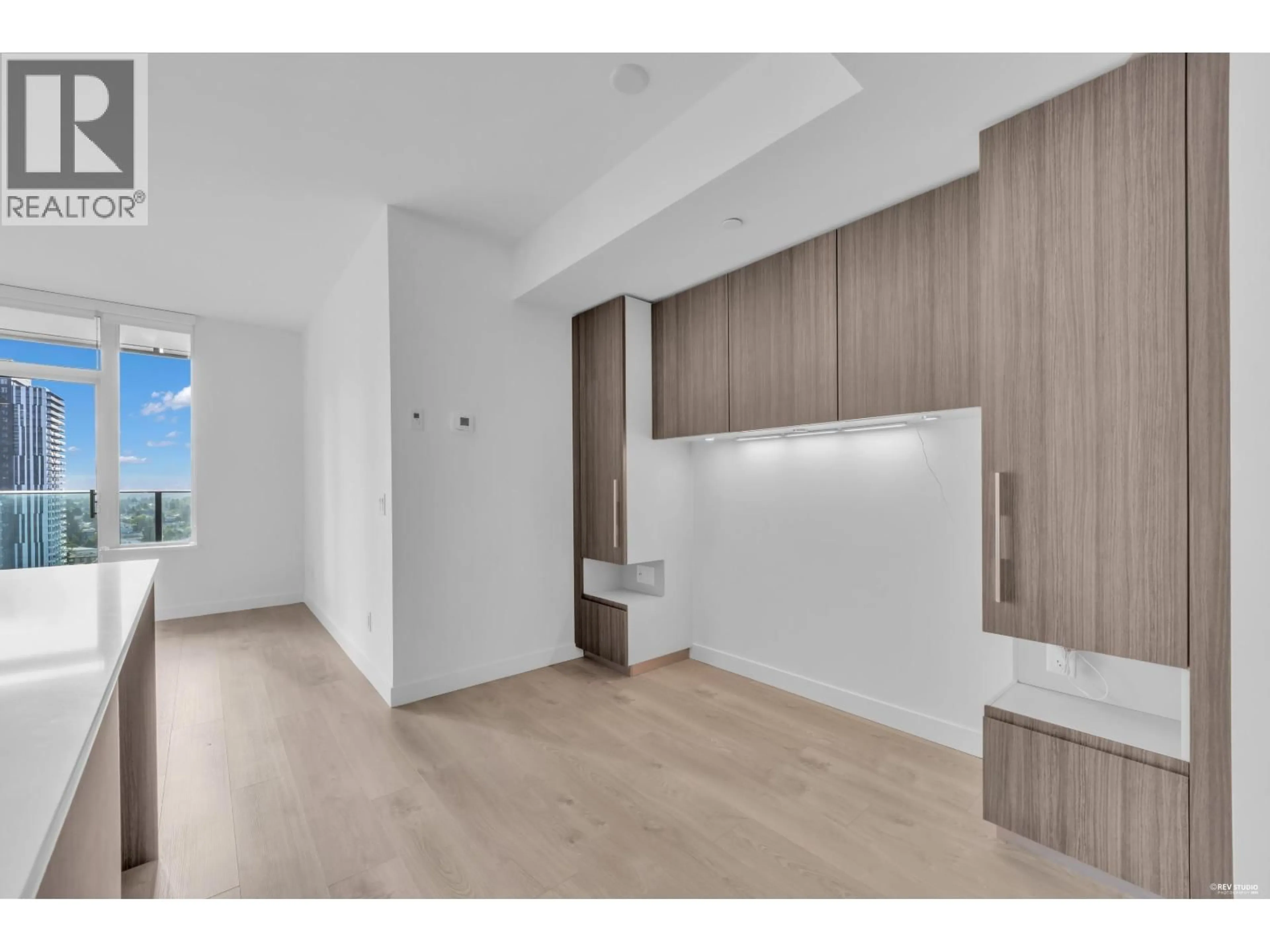 A pic of a room for 1803 - 6463 SILVER AVENUE, Burnaby British Columbia V5H0K4