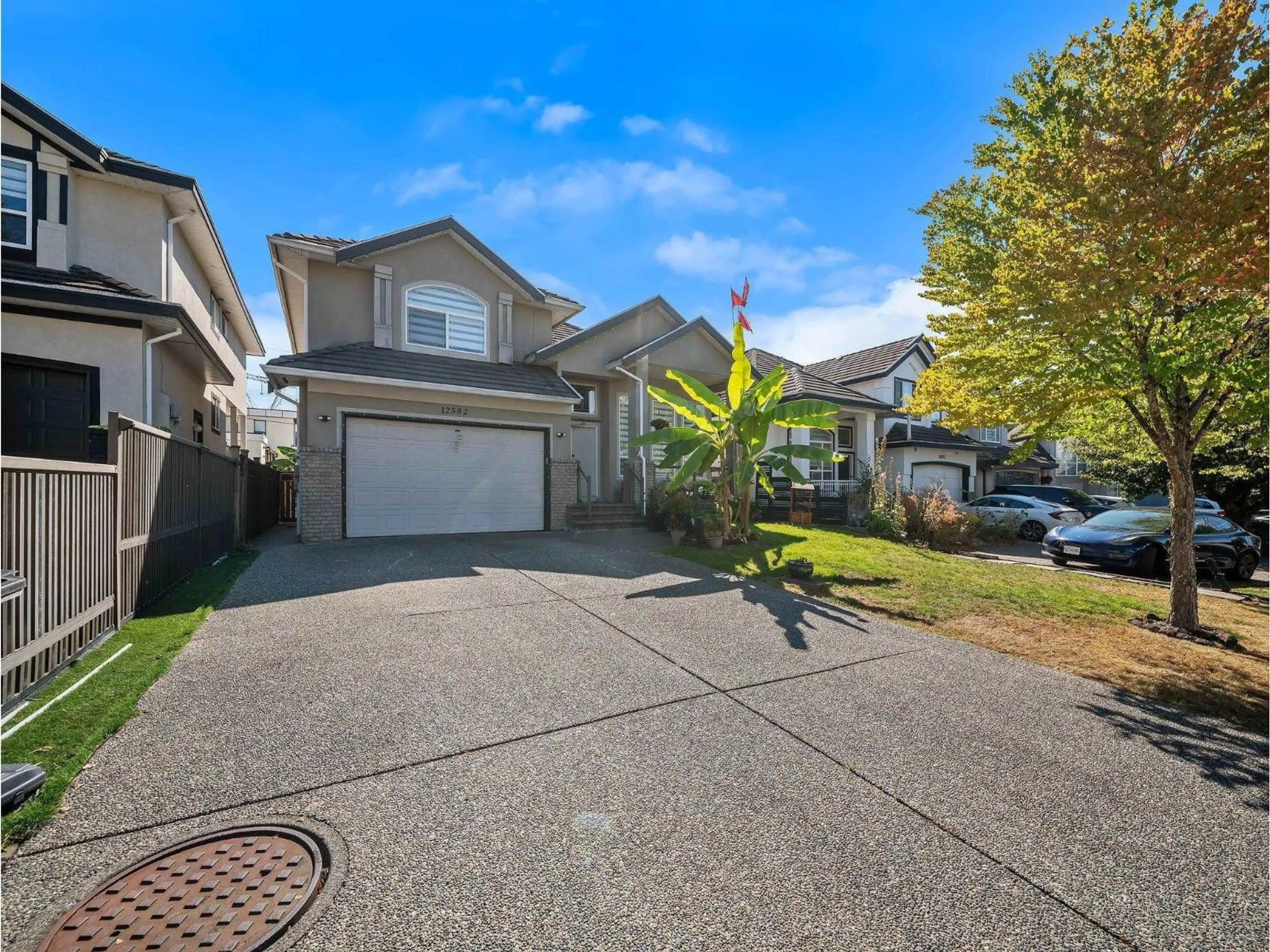 A pic from outside/outdoor area/front of a property/back of a property/a pic from drone, street for 12582 62B AVENUE, Surrey British Columbia V3X3M9