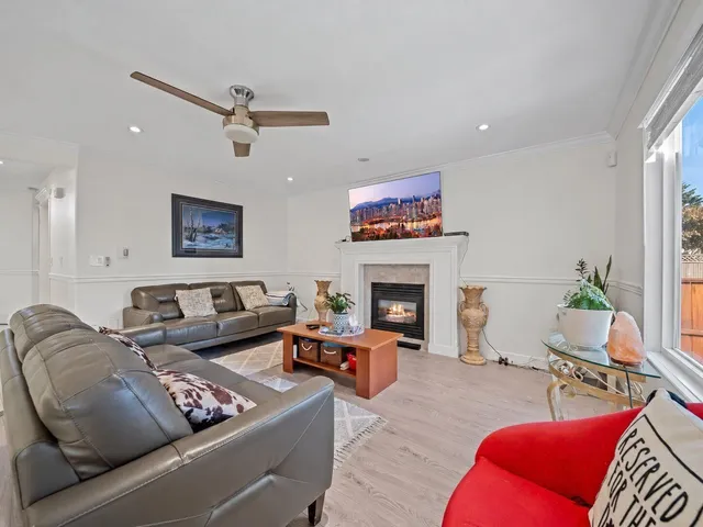 12582 62B AVENUE, Surrey 5