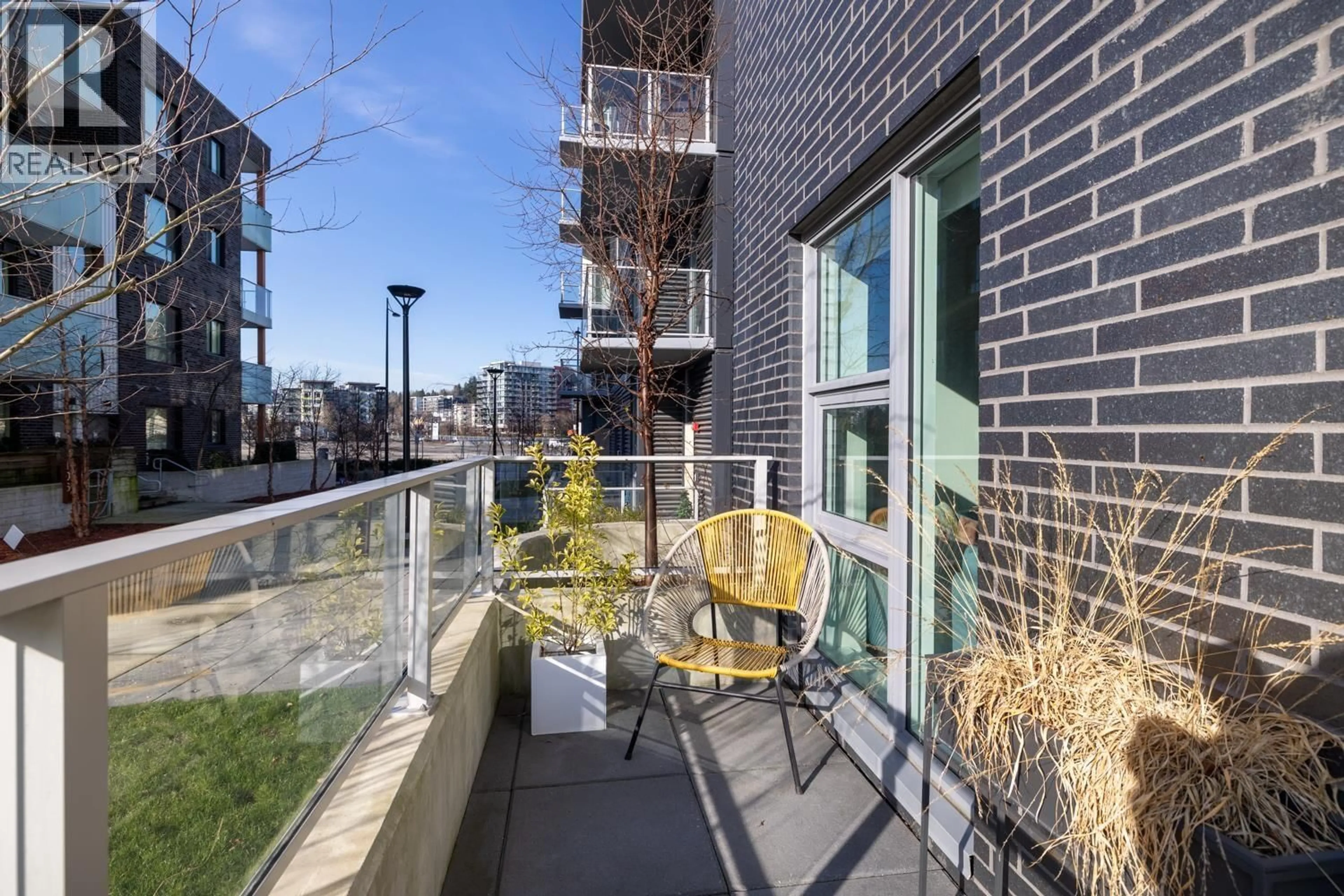 Patio, street for 3 - 8693 OOLICHAN WAY, Vancouver British Columbia V5S0G7