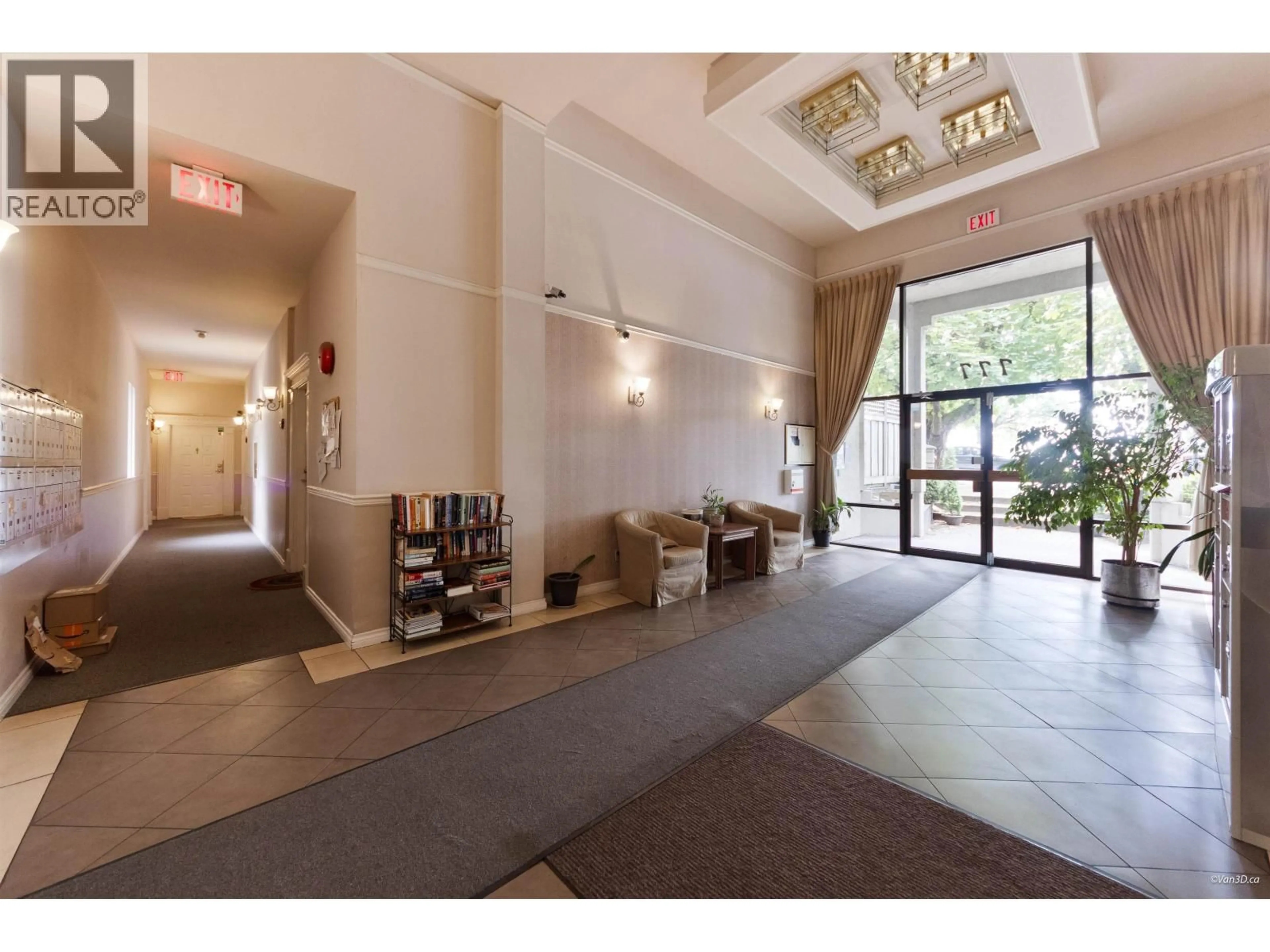 Lobby for 110 - 777 EIGHTH STREET, New Westminster British Columbia V3M3S7