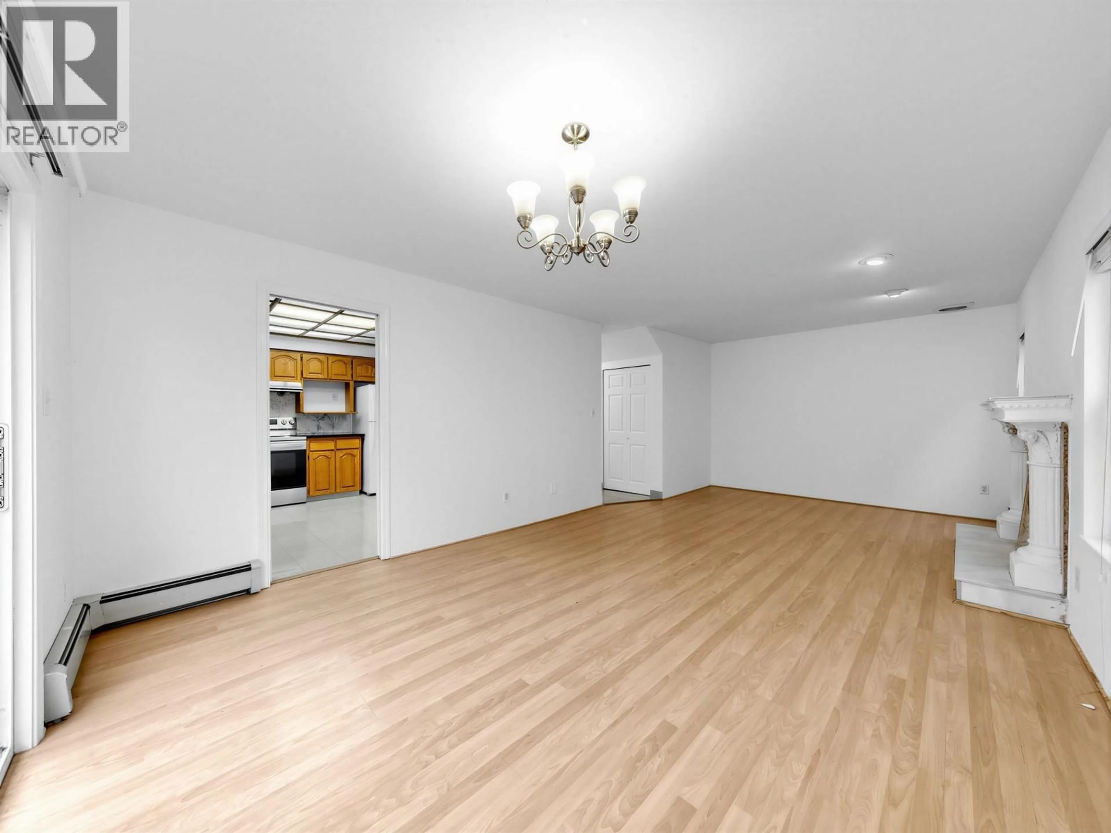 A pic of a room for 8377 SHAUGHNESSY STREET, Vancouver British Columbia V6P3Y1