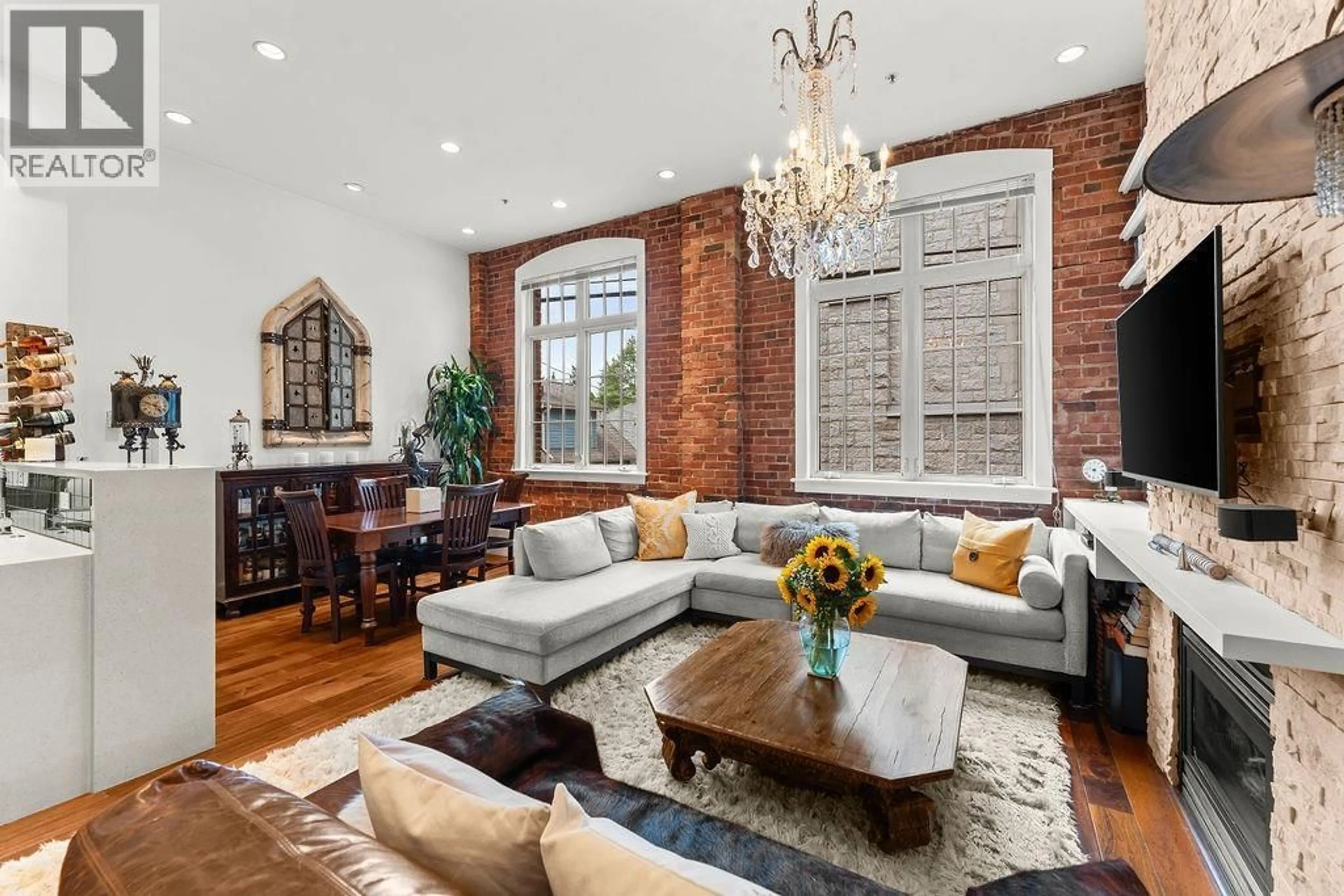 Living room with furniture, unknown for 104 - 1811 W 16TH AVENUE, Vancouver British Columbia V6J2M3