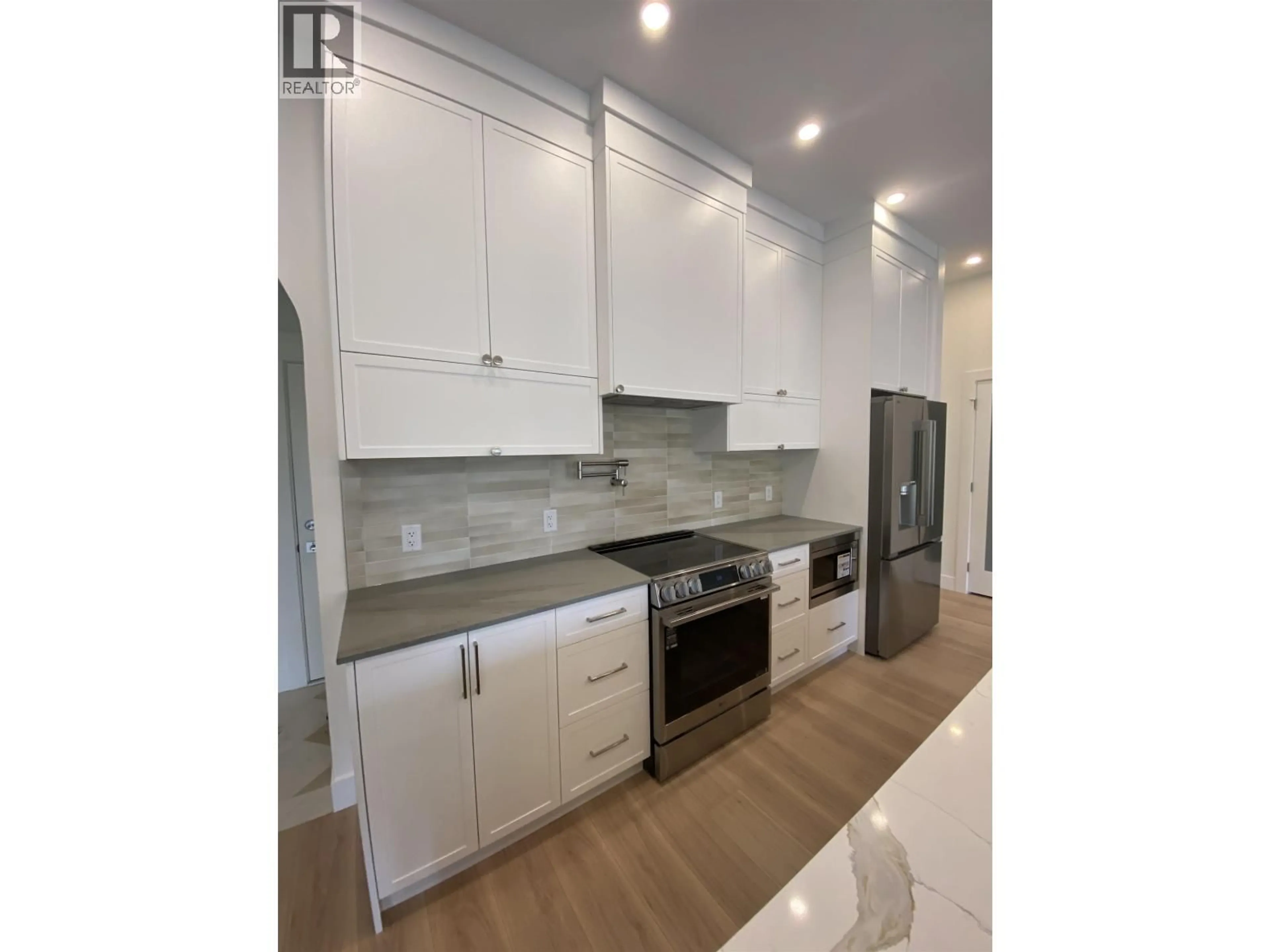 Open concept kitchen, unknown for 4004 NASH DRIVE, Terrace British Columbia V8G0L3