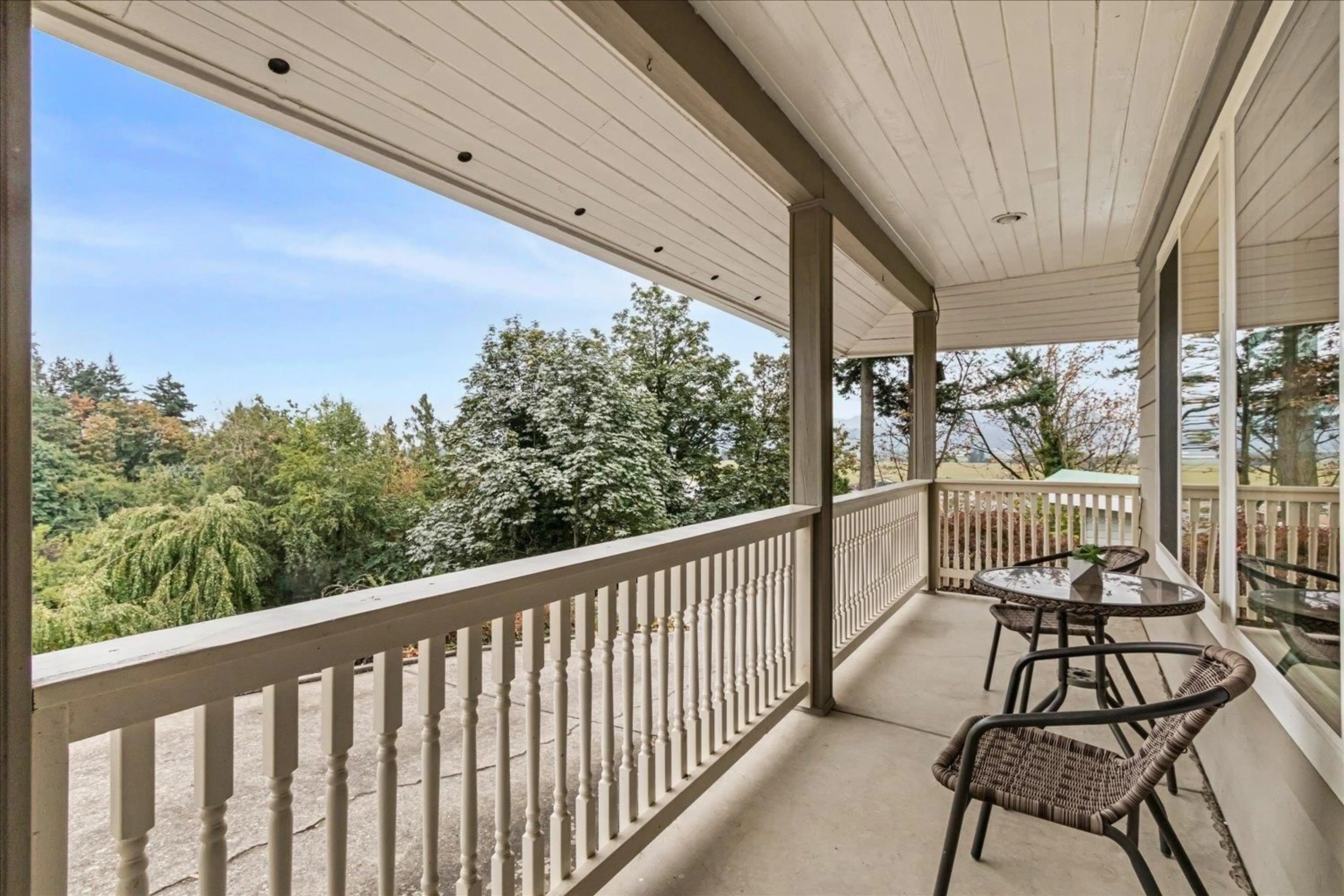 Patio, water/lake/river/ocean view for 9951 HILLCREST DRIVE, Chilliwack British Columbia V2P7P4